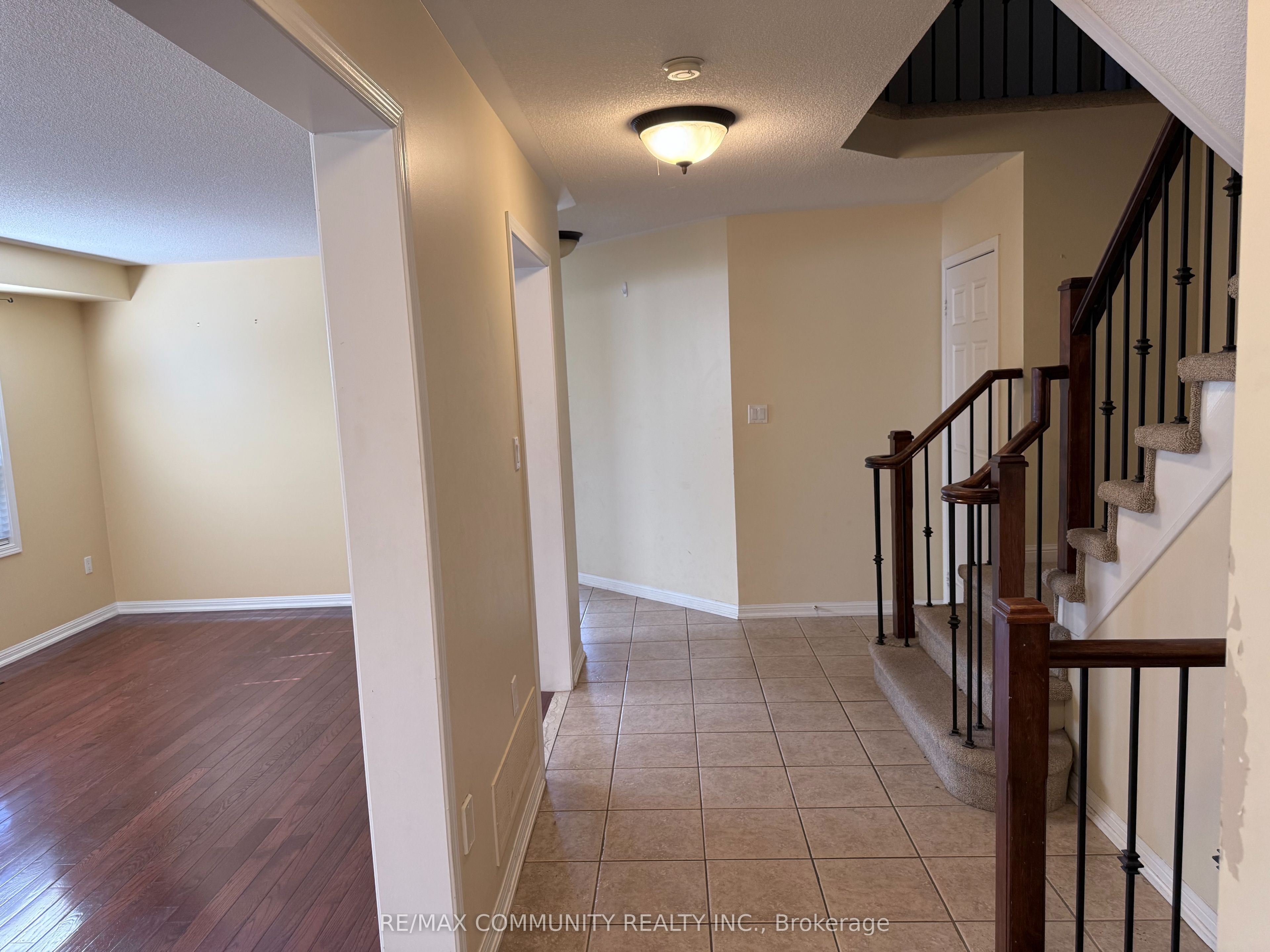 3 Baycliffe Drive Property Photo 6