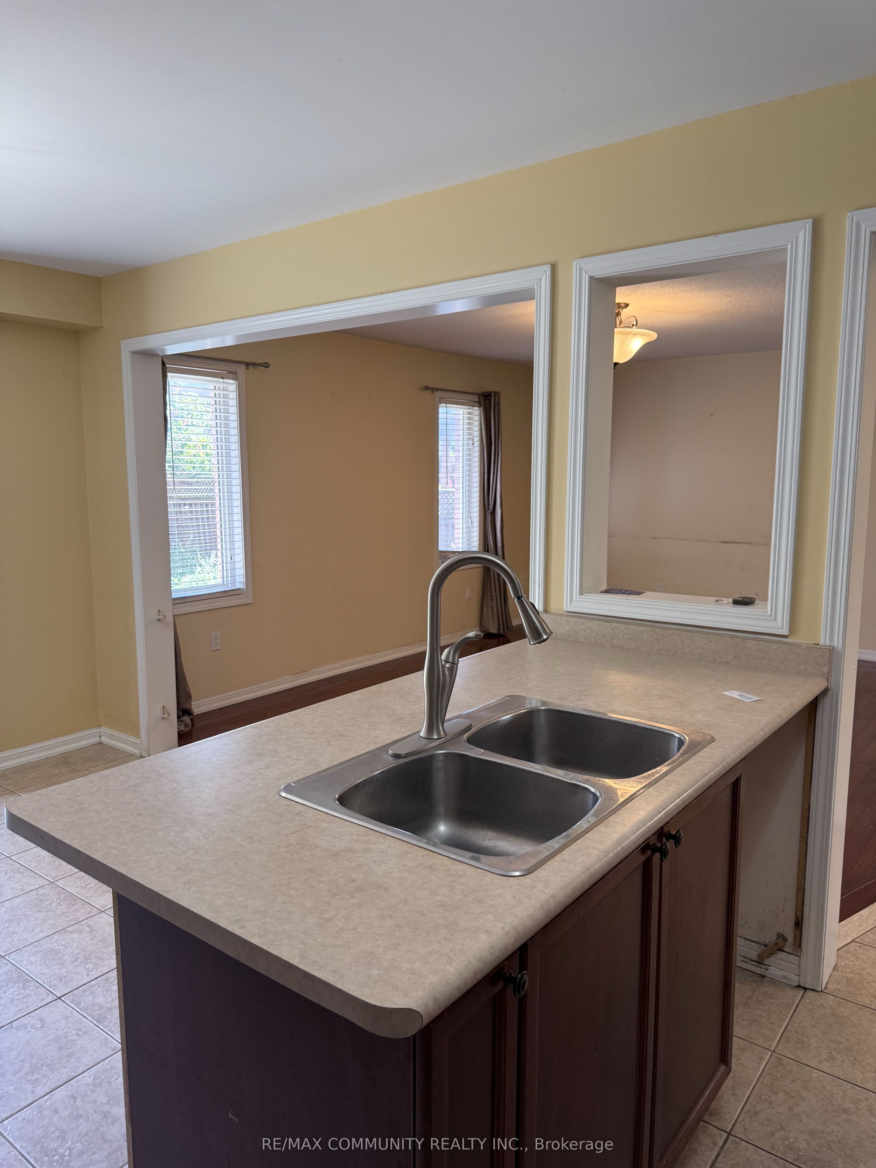 3 Baycliffe Drive Property Photo 17