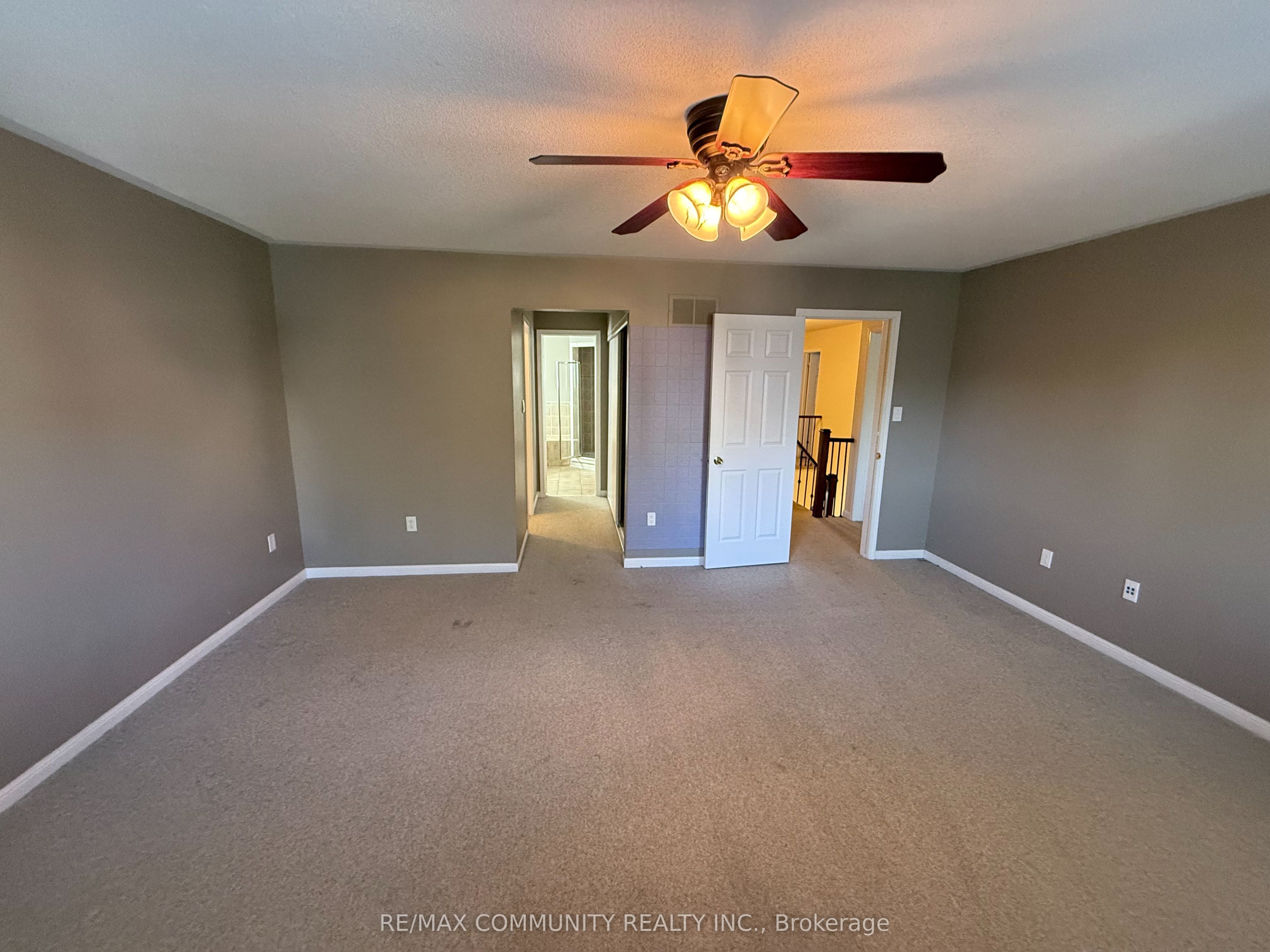 3 Baycliffe Drive Property Photo 24