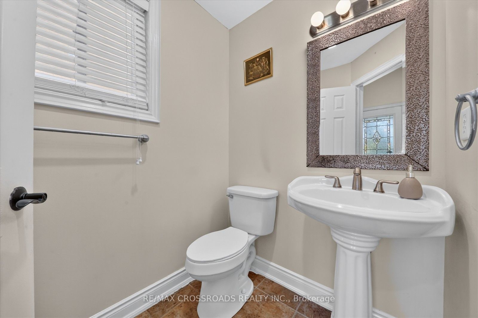 1584 Quail Run Drive Property Photo 6