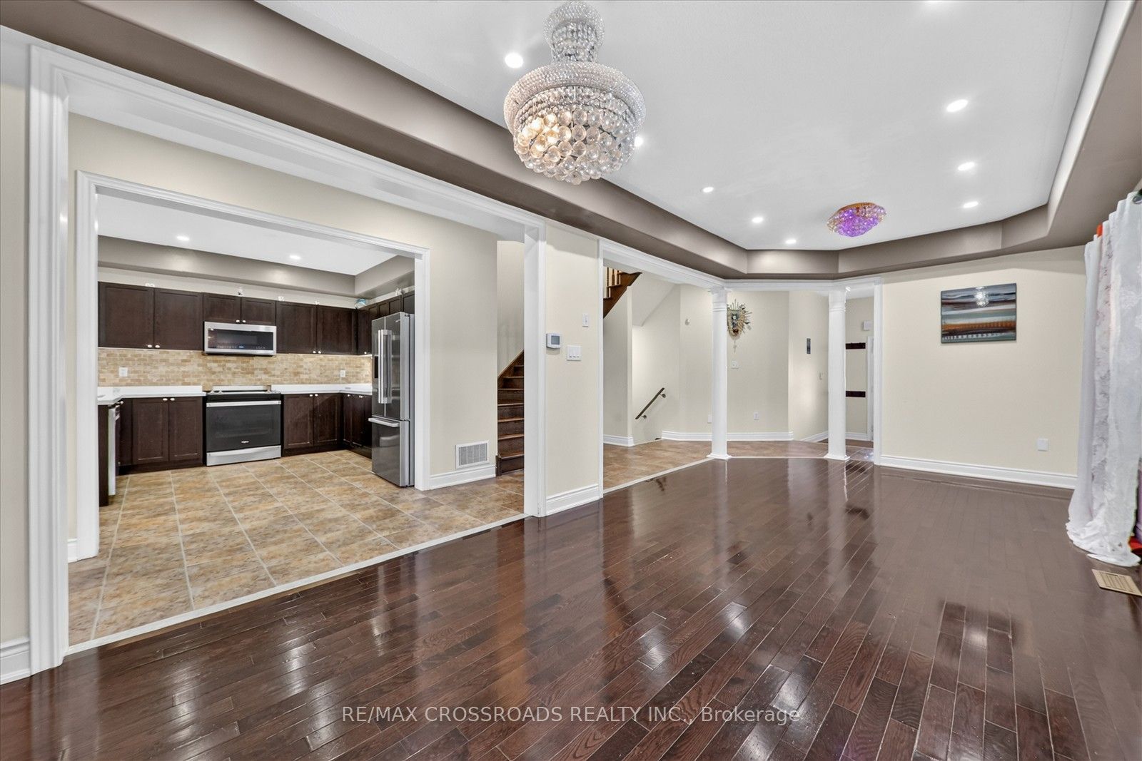 1584 Quail Run Drive Property Photo 8