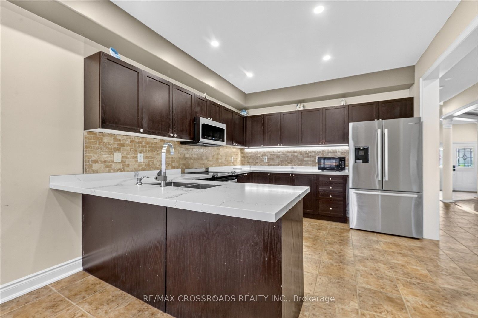 1584 Quail Run Drive Property Photo 14