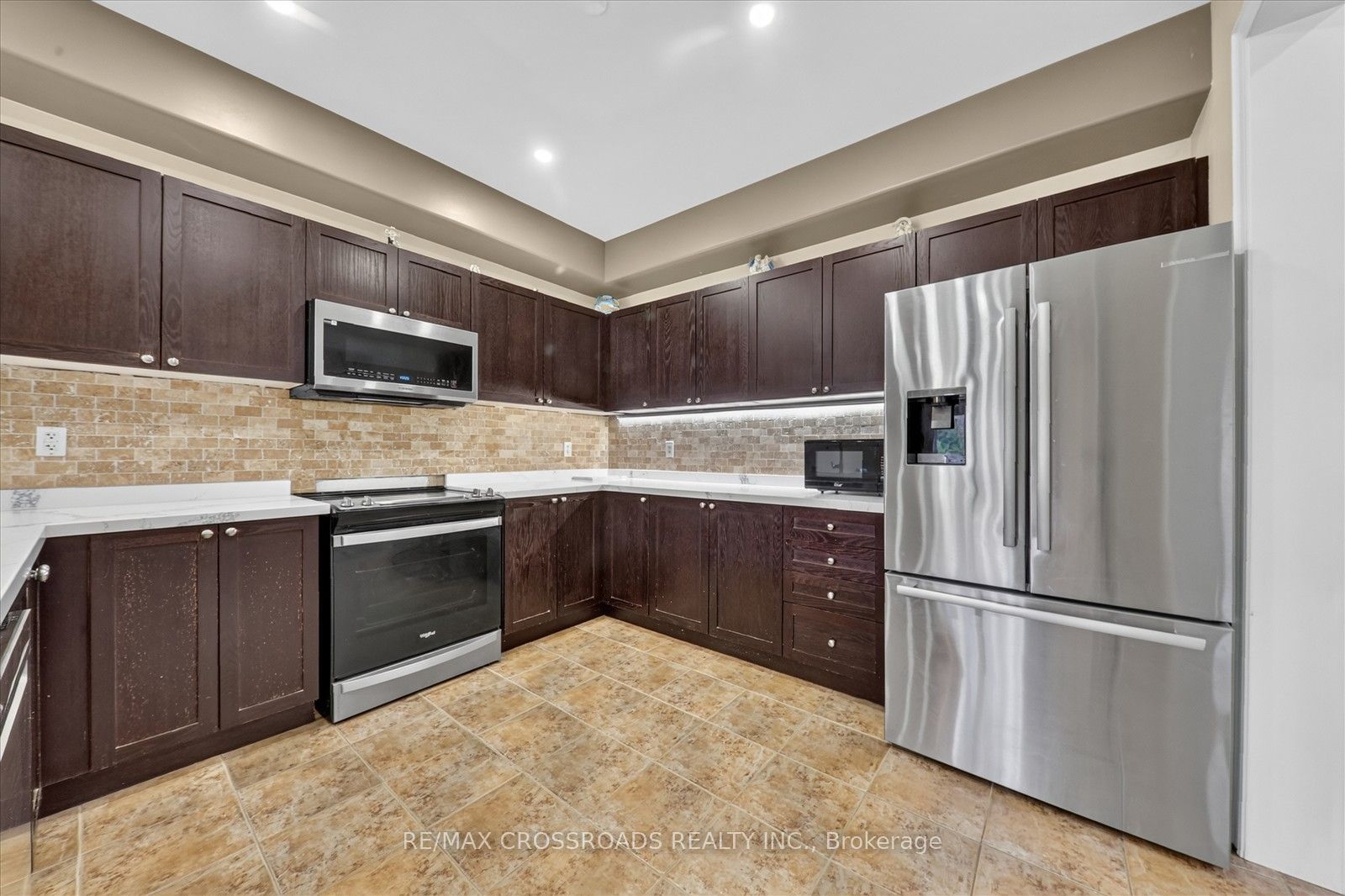 1584 Quail Run Drive Property Photo 15