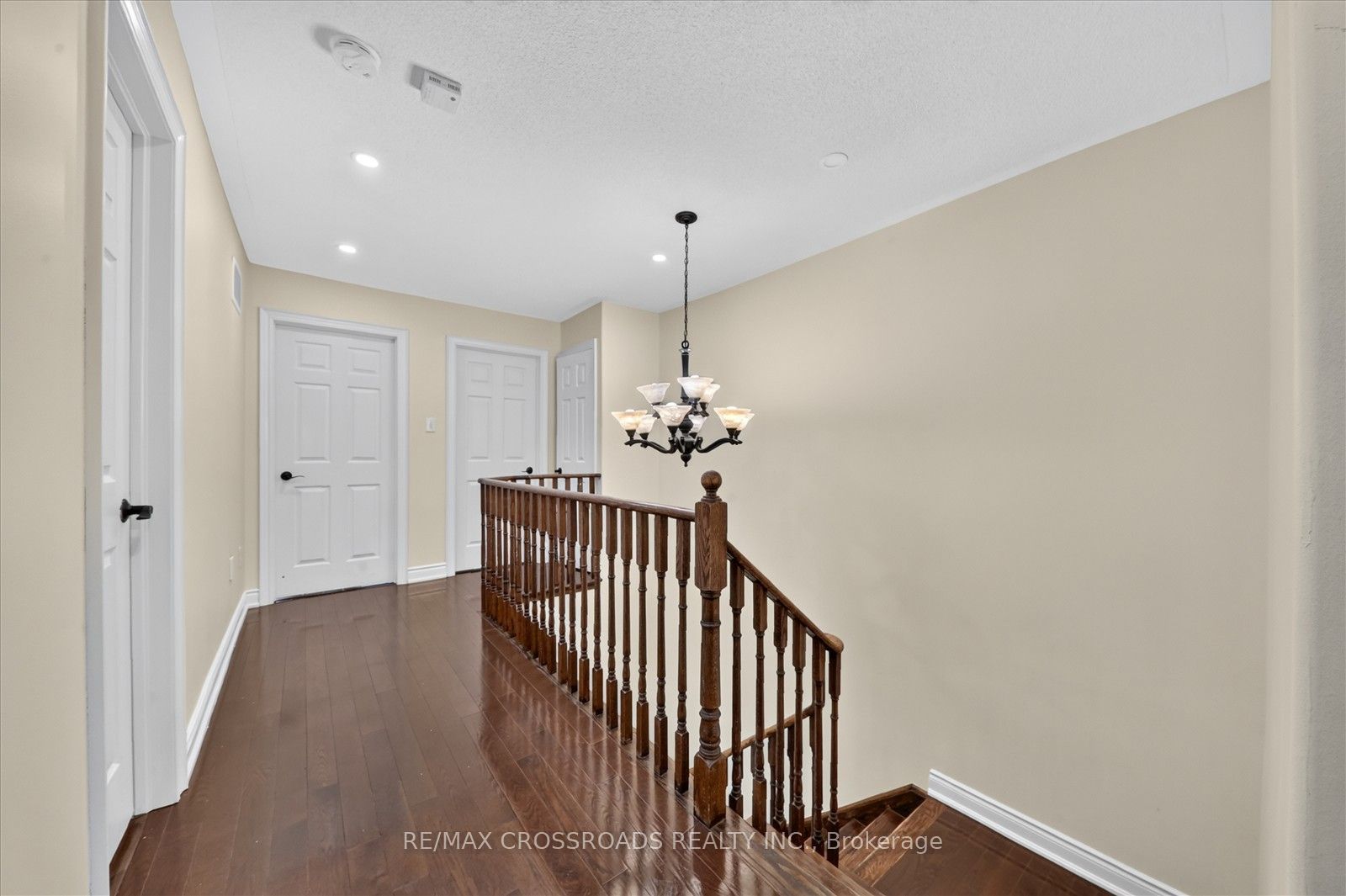 1584 Quail Run Drive Property Photo 18