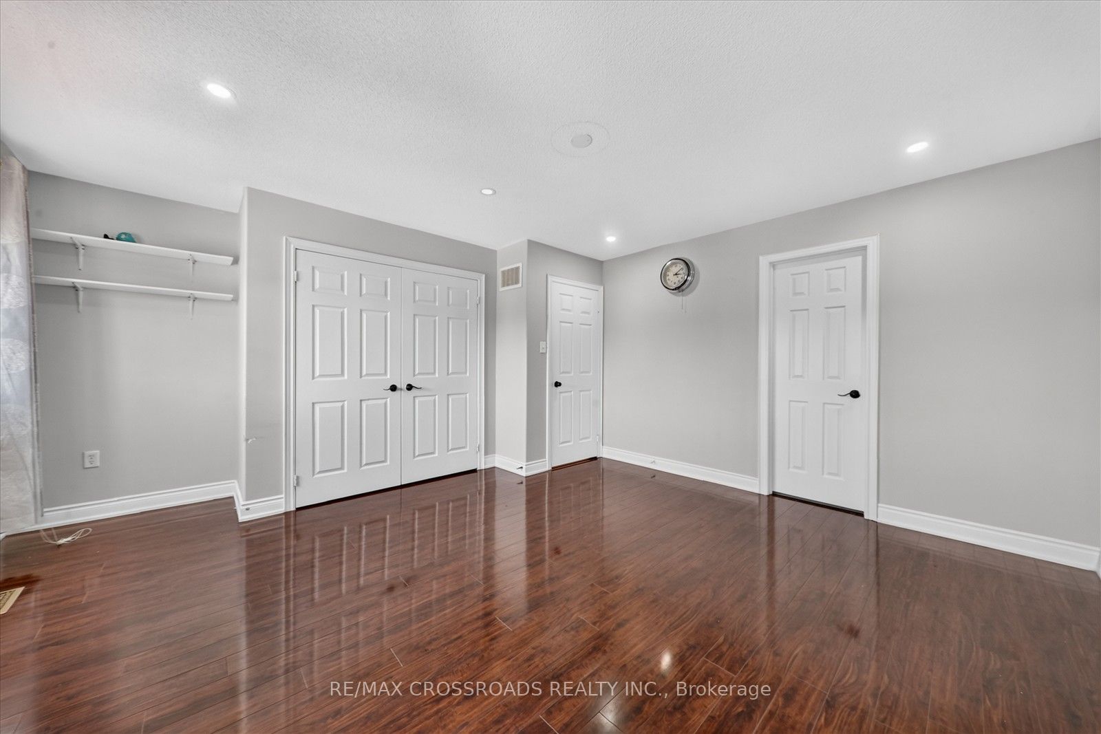 1584 Quail Run Drive Property Photo 28