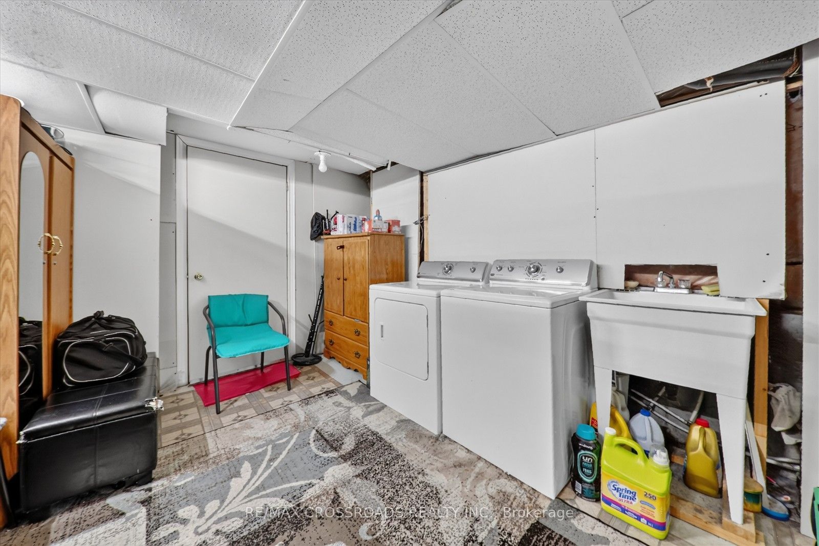 1584 Quail Run Drive Property Photo 39