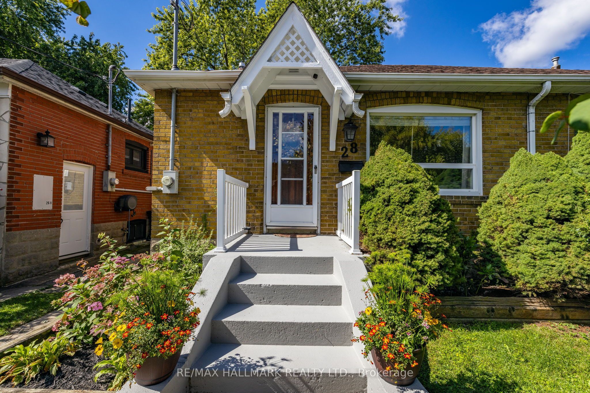28 Thora Avenue Property Photo 1