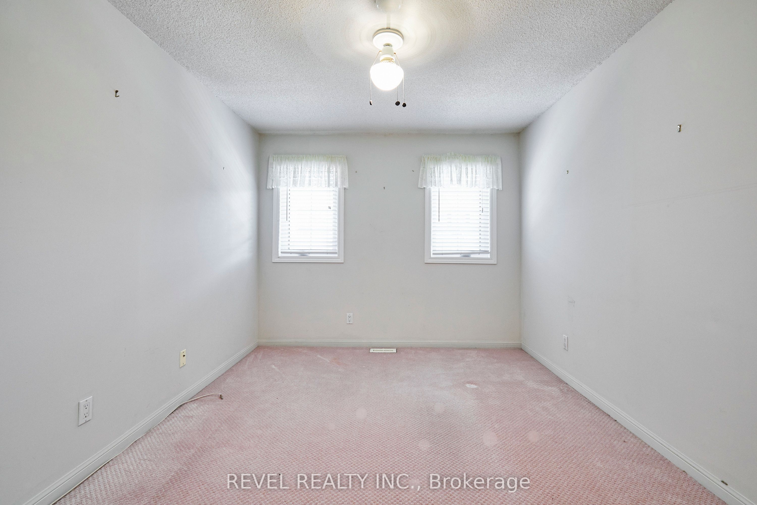 1400 The Esplanade N 411 Property Photo 13