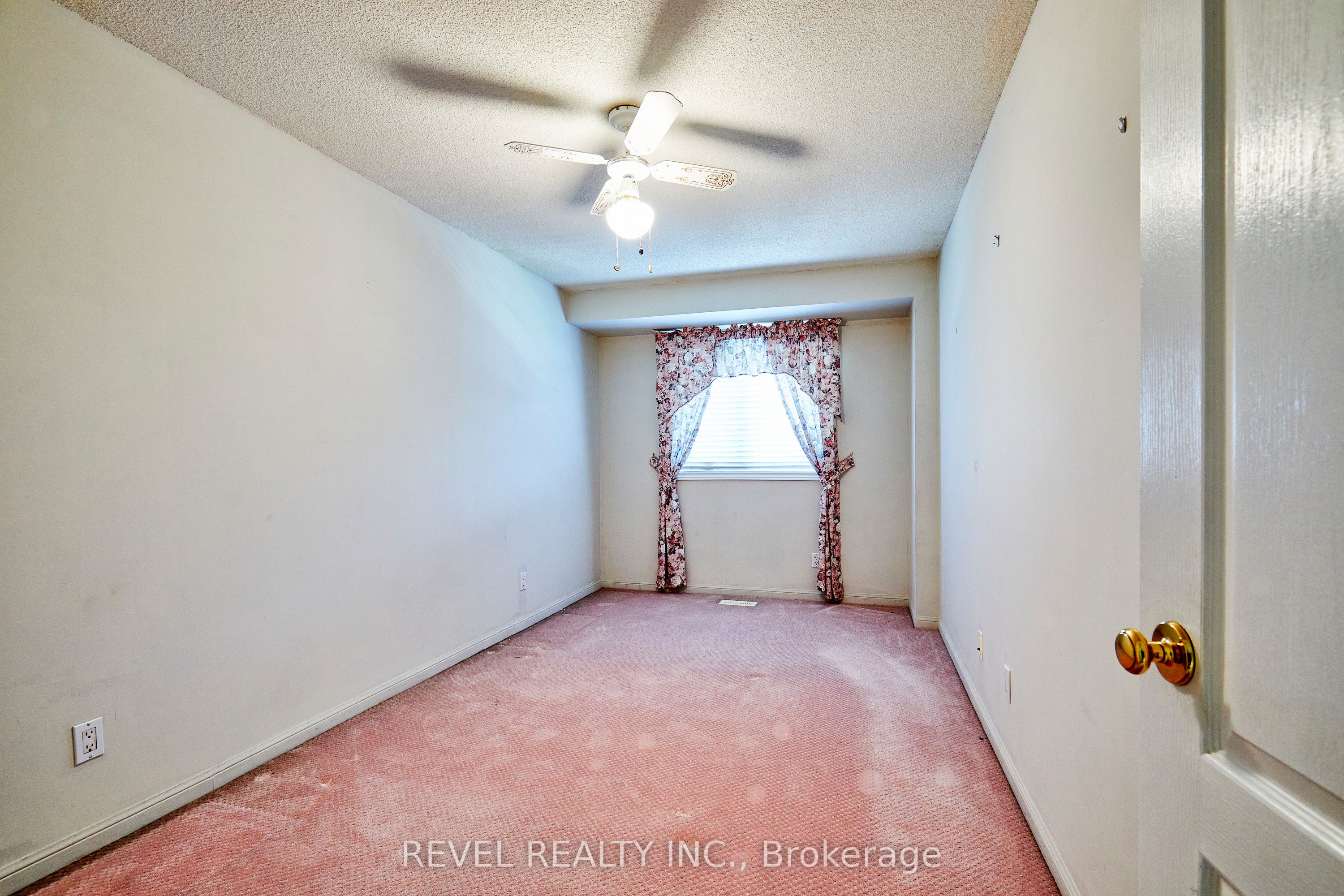 1400 The Esplanade N 411 Property Photo 15