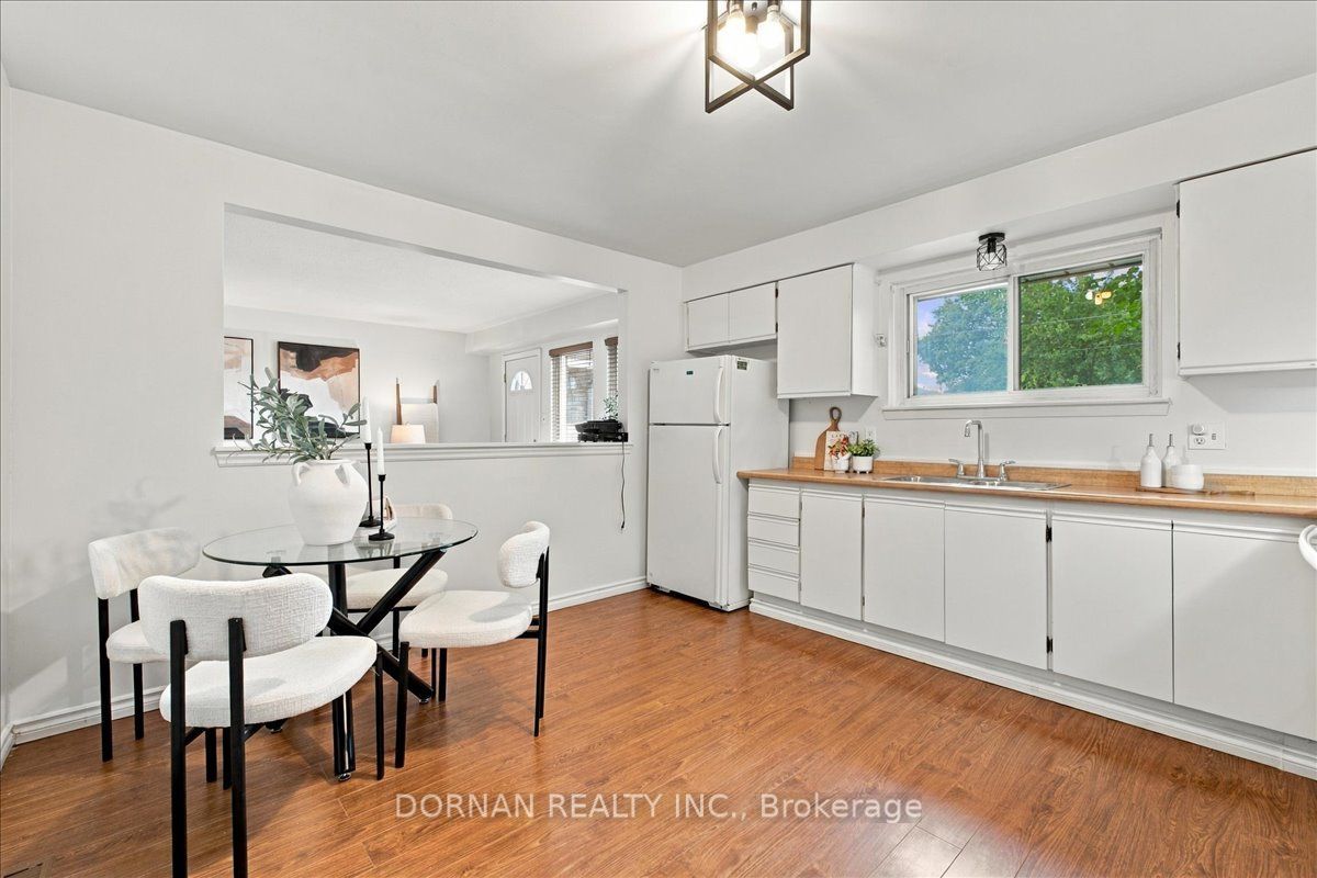 1333 Mary Street N 39 Property Photo 8