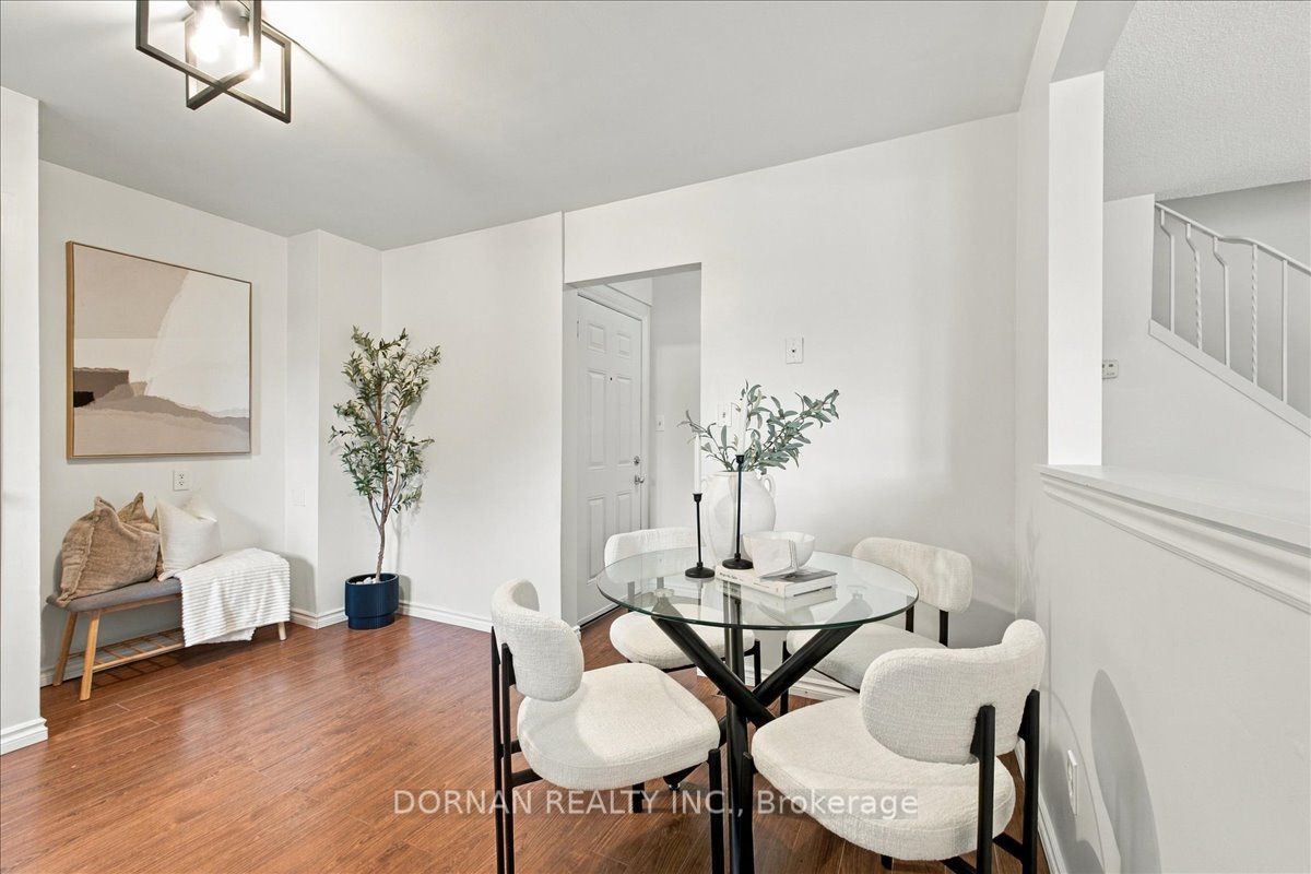1333 Mary Street N 39 Property Photo 13