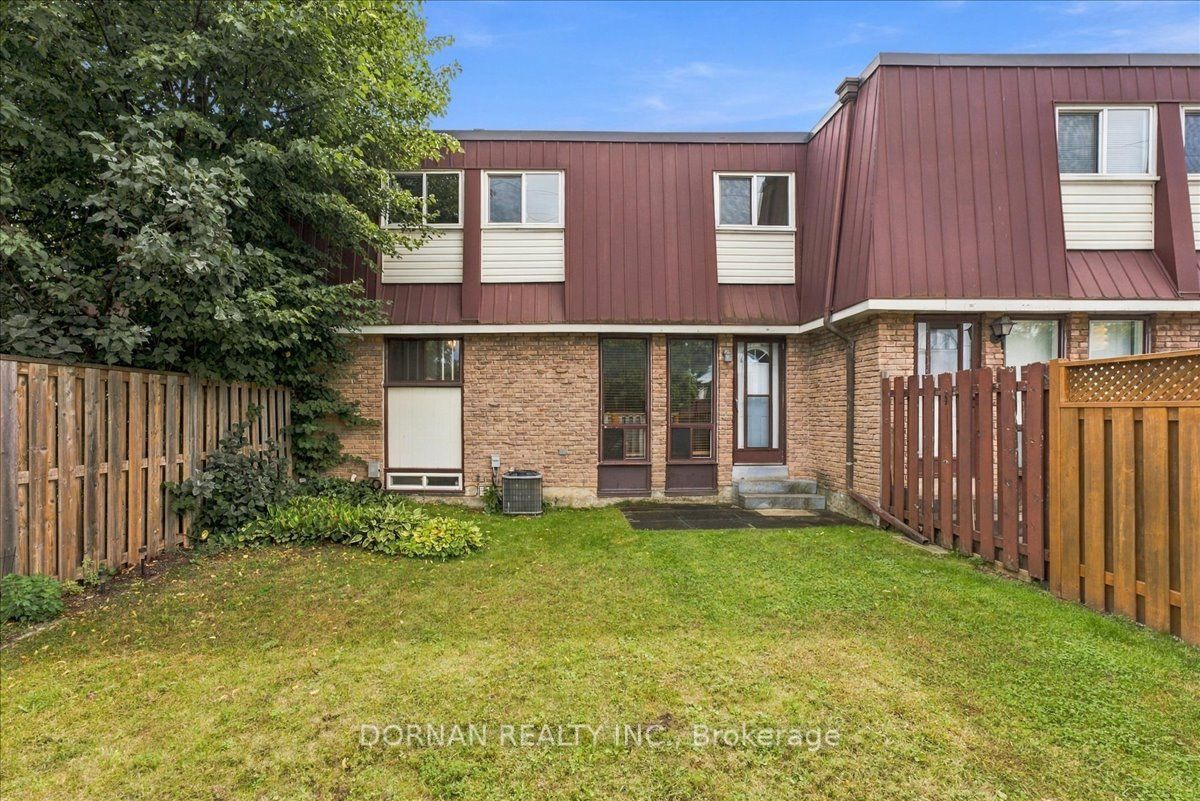 1333 Mary Street N 39 Property Photo 38