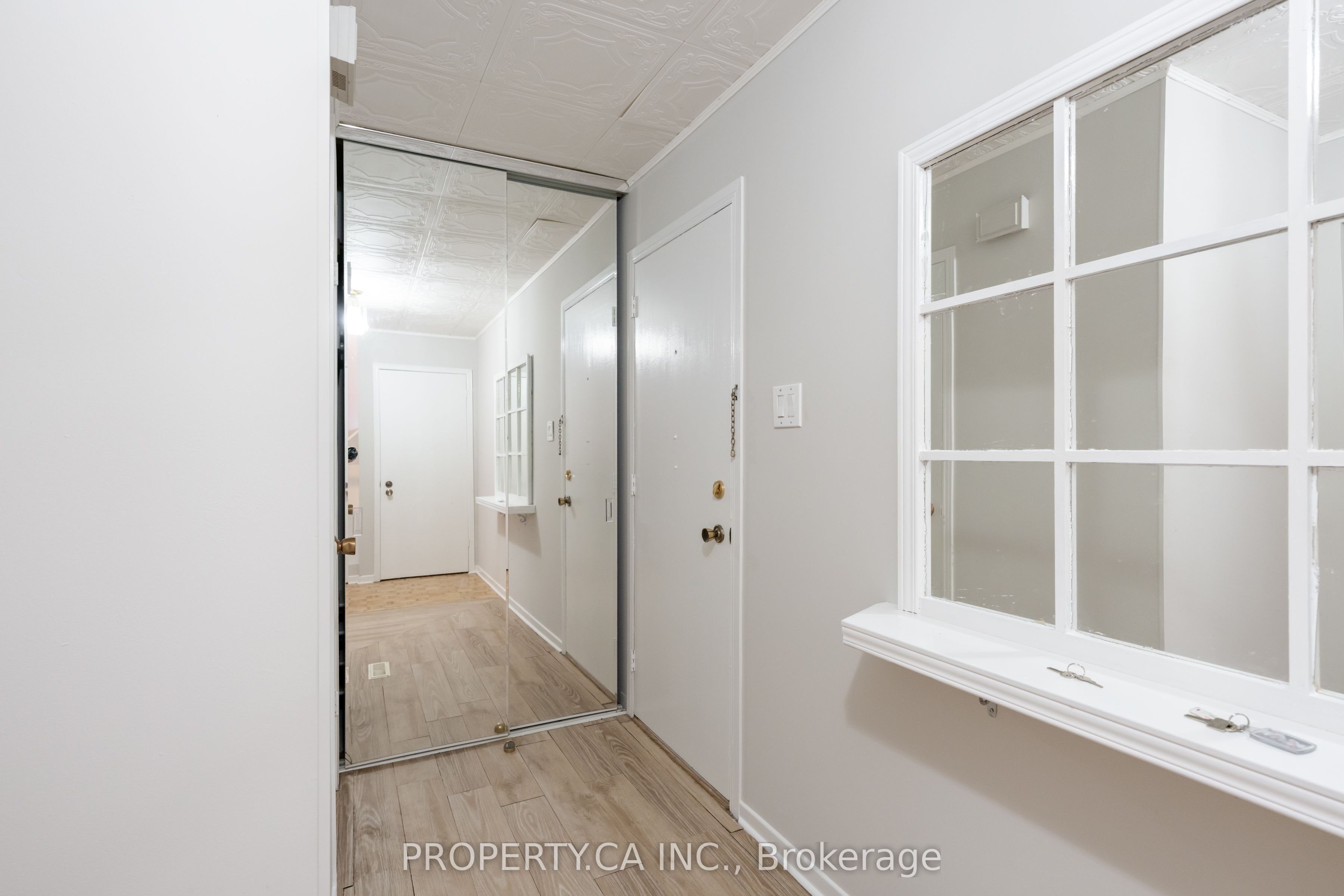 12 Deeprose Lane Property Photo 4