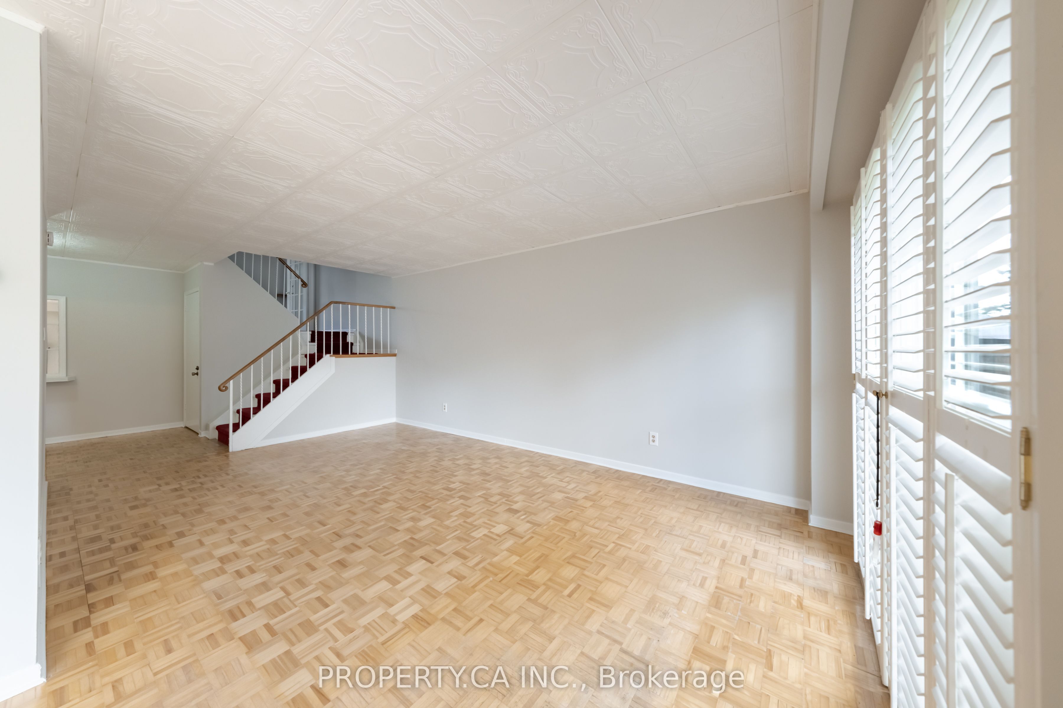 12 Deeprose Lane Property Photo 6