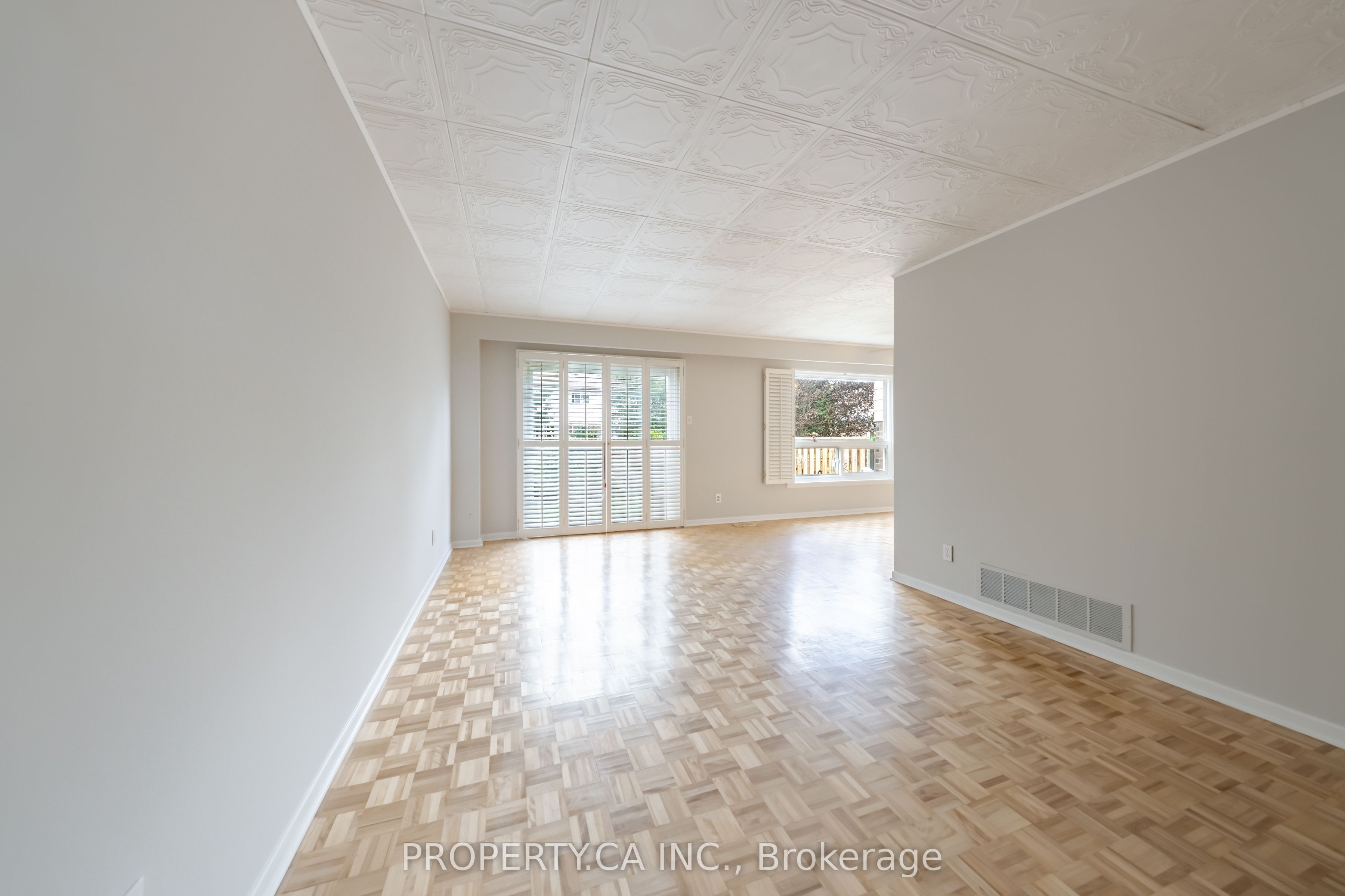 12 Deeprose Lane Property Photo 8