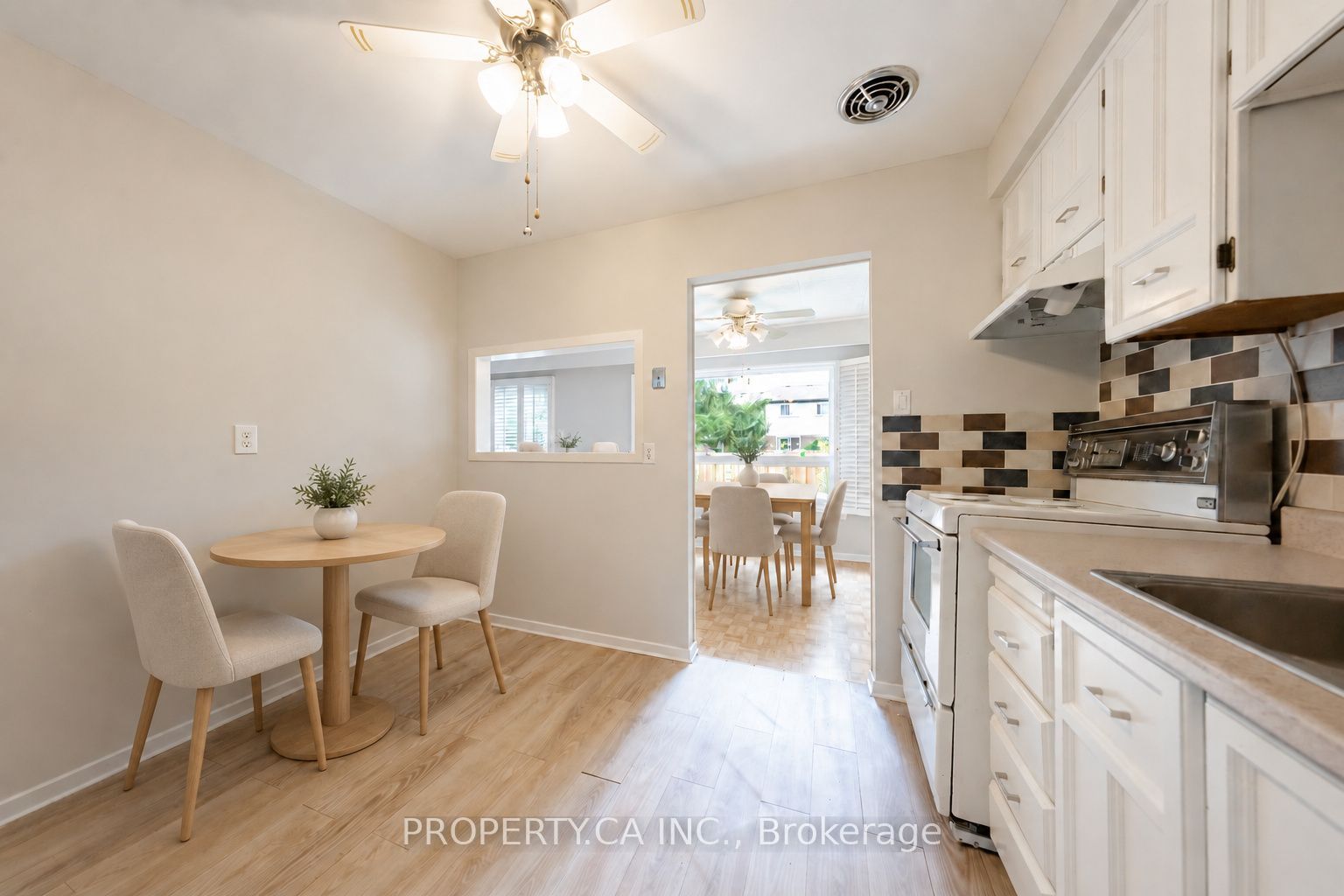 12 Deeprose Lane Property Photo 15