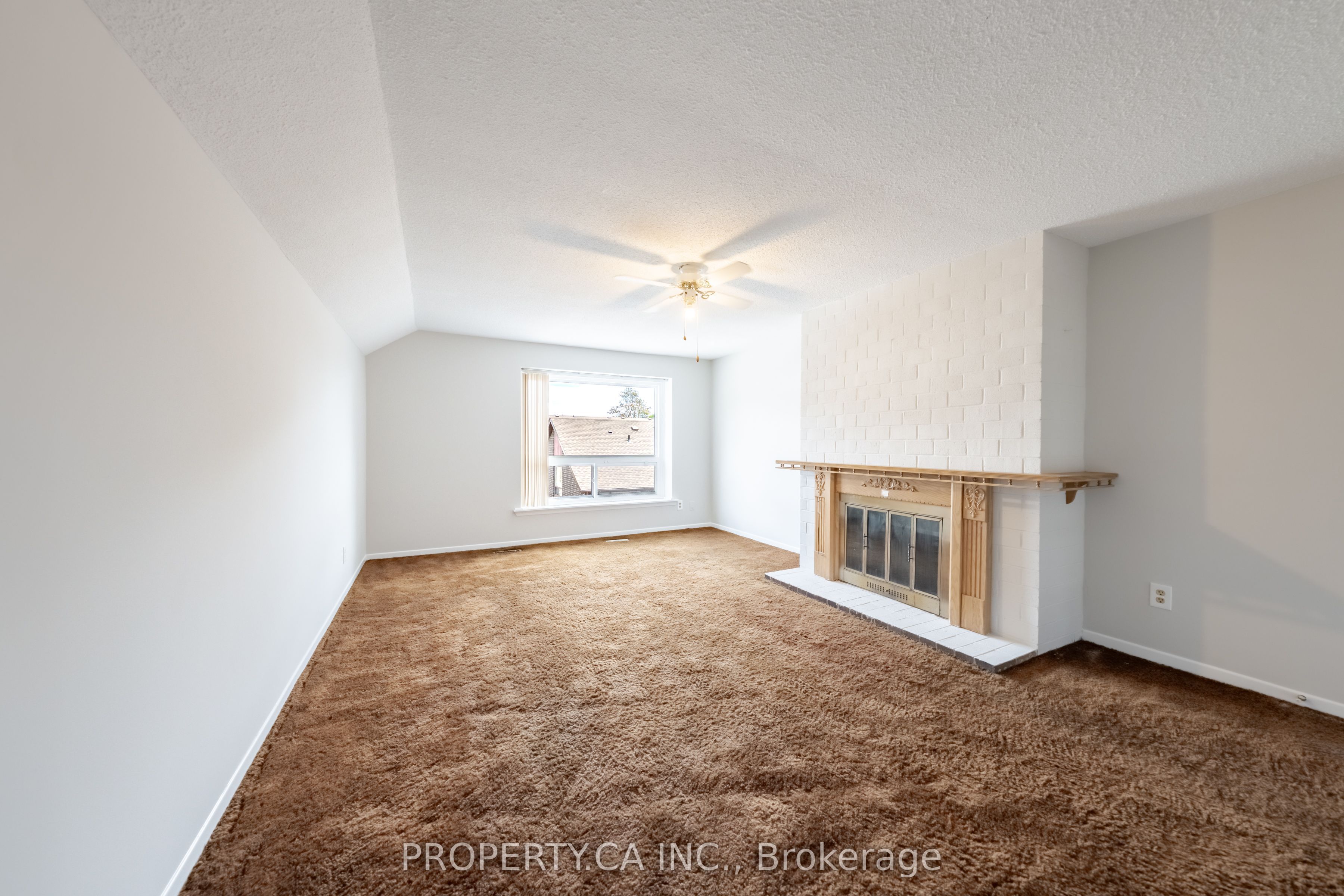 12 Deeprose Lane Property Photo 20