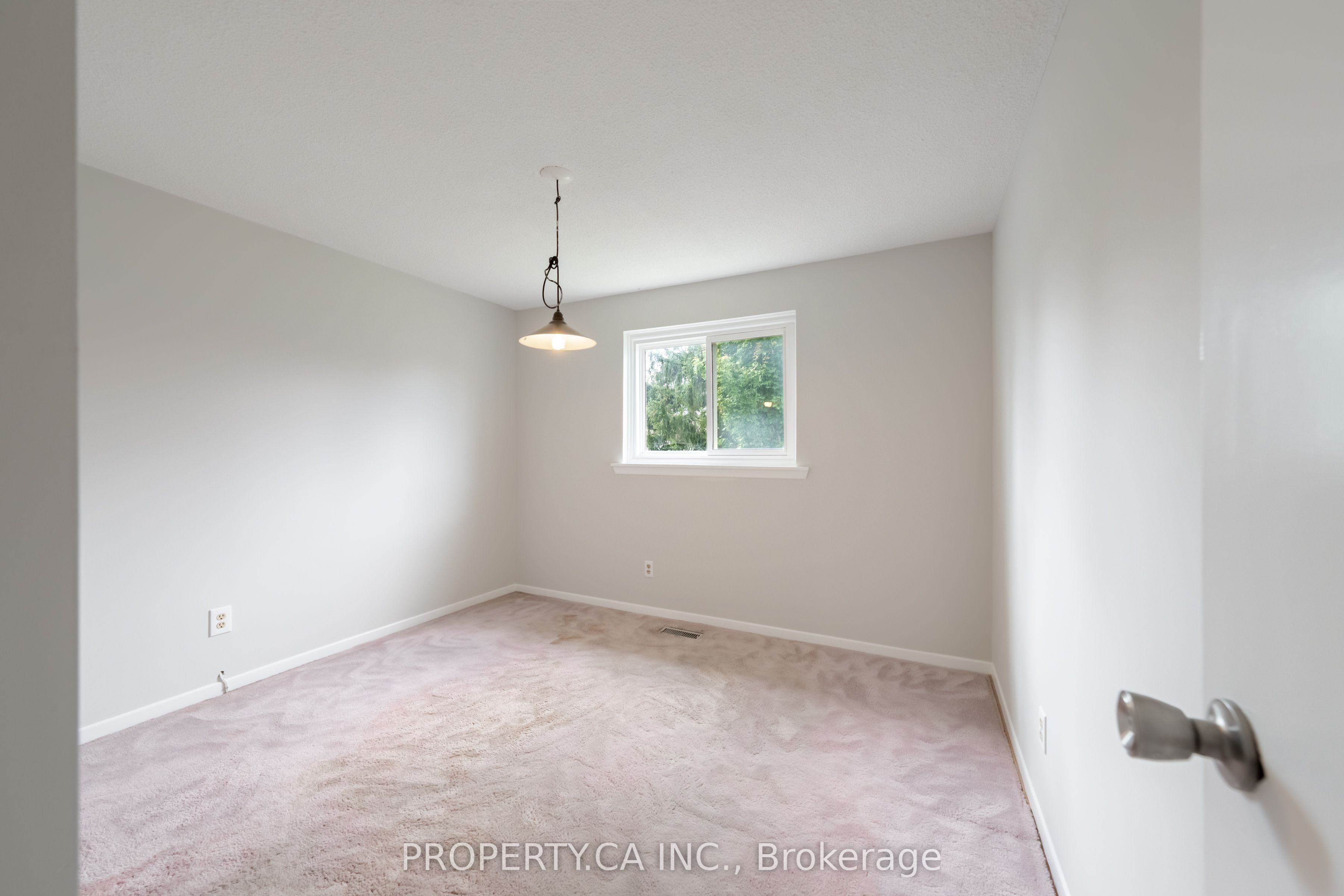 12 Deeprose Lane Property Photo 30