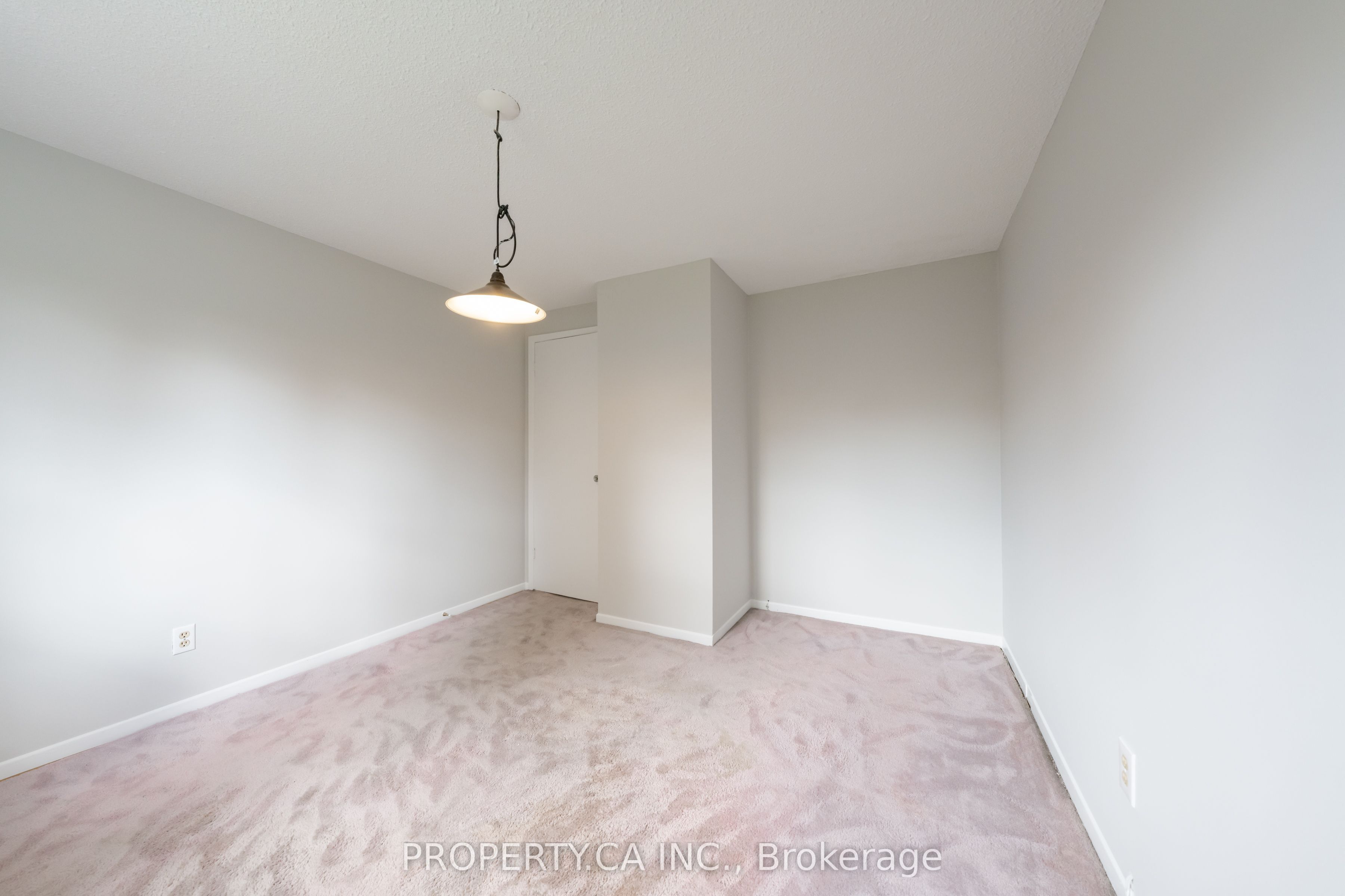 12 Deeprose Lane Property Photo 31