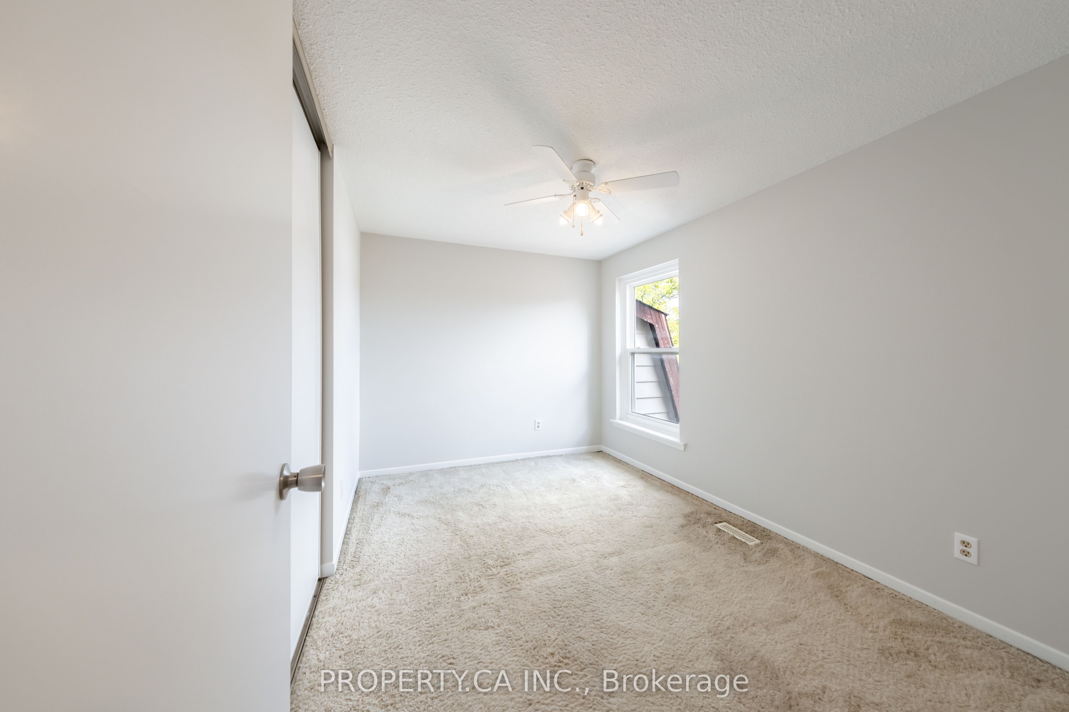 12 Deeprose Lane Property Photo 33