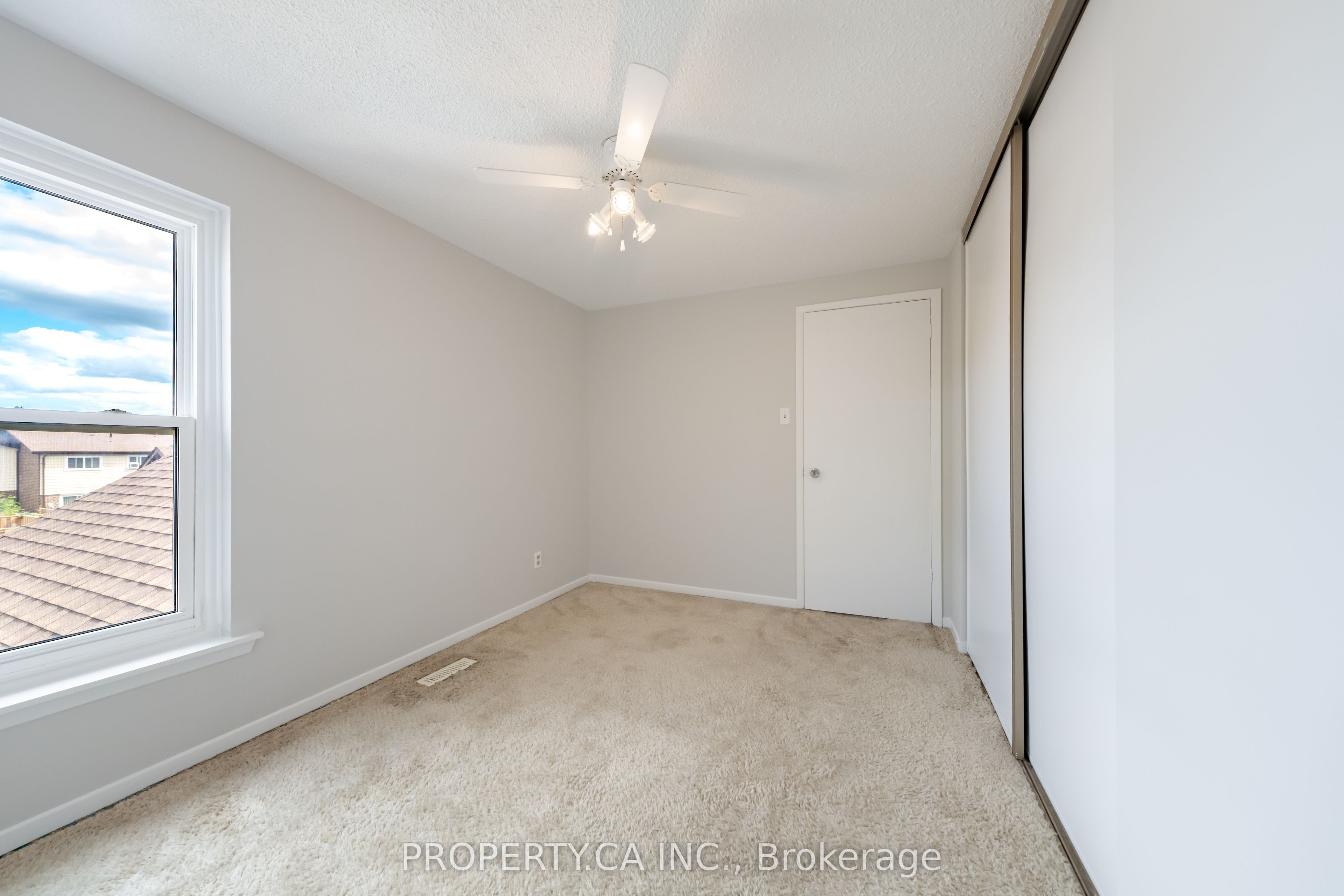 12 Deeprose Lane Property Photo 34