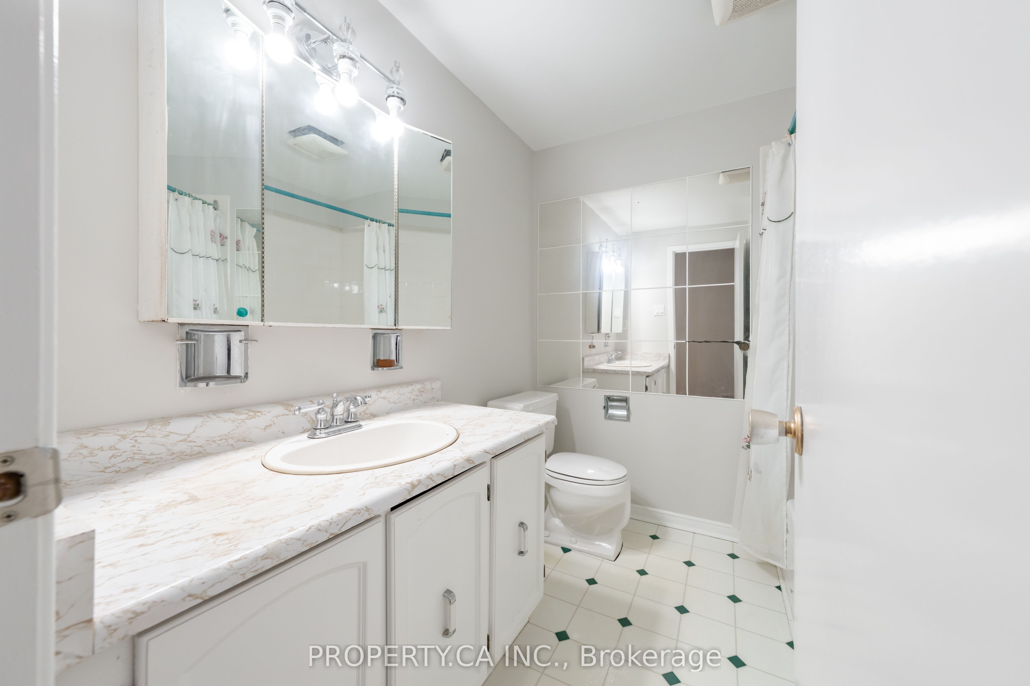 12 Deeprose Lane Property Photo 36