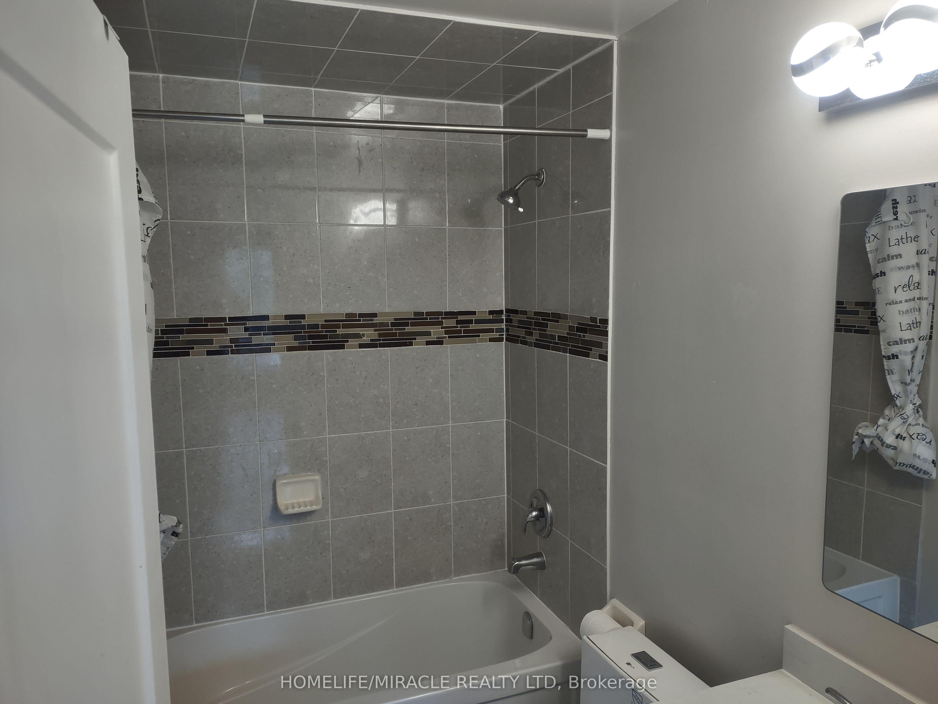 688b Midland Avenue Property Photo 11