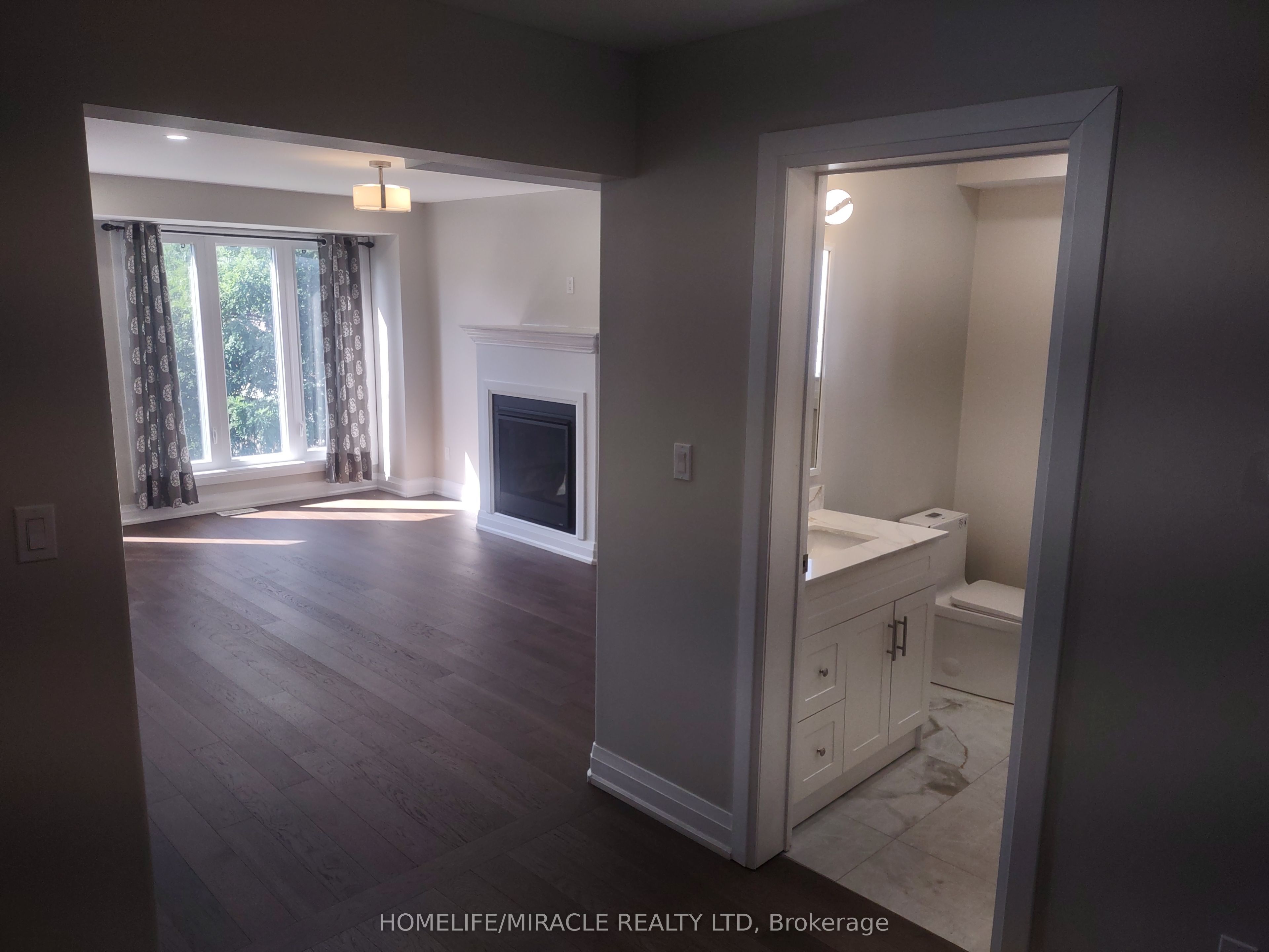 688b Midland Avenue Property Photo 18