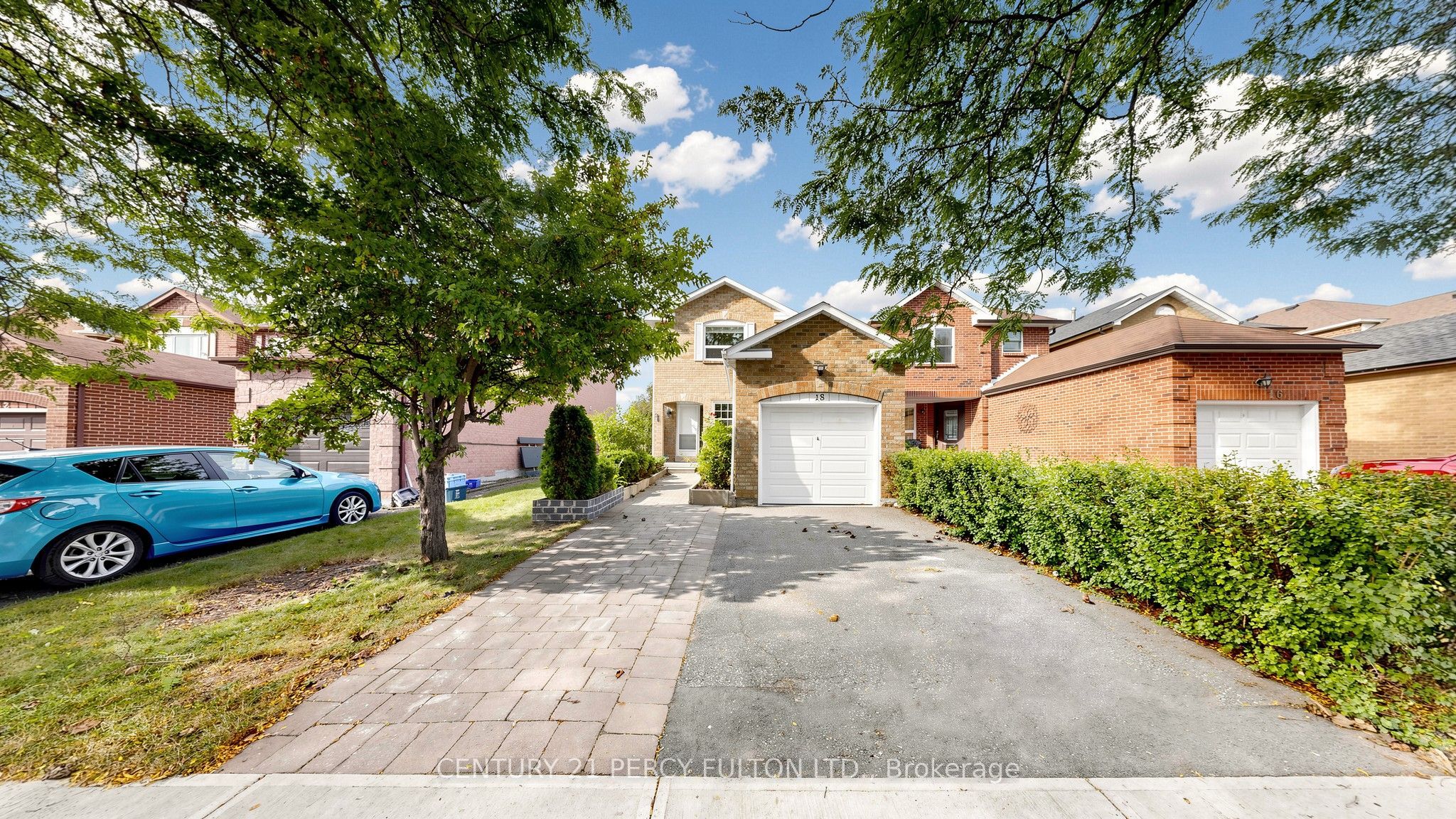 18 Tipton Crescent Property Photo 2
