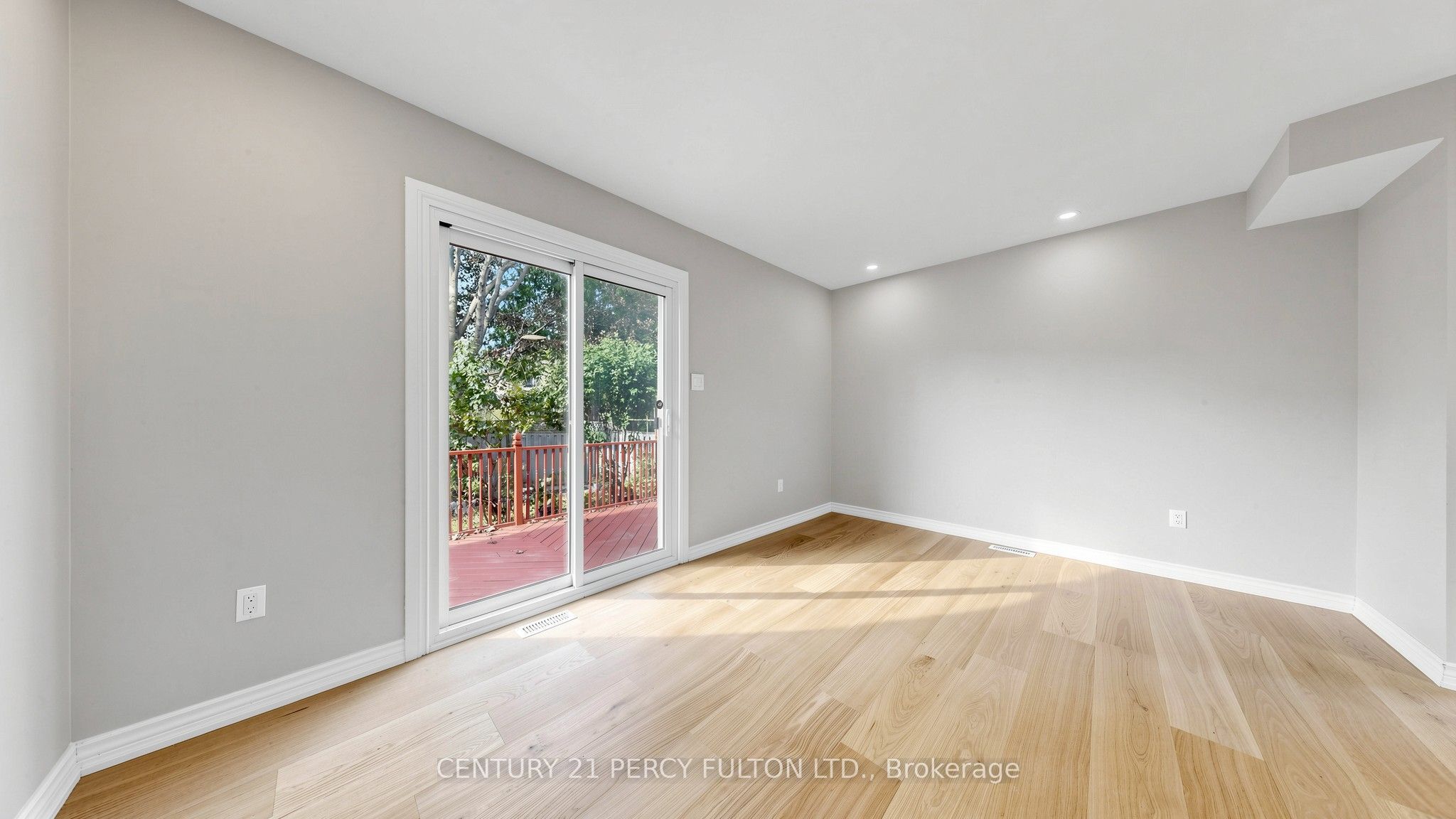 18 Tipton Crescent Property Photo 6