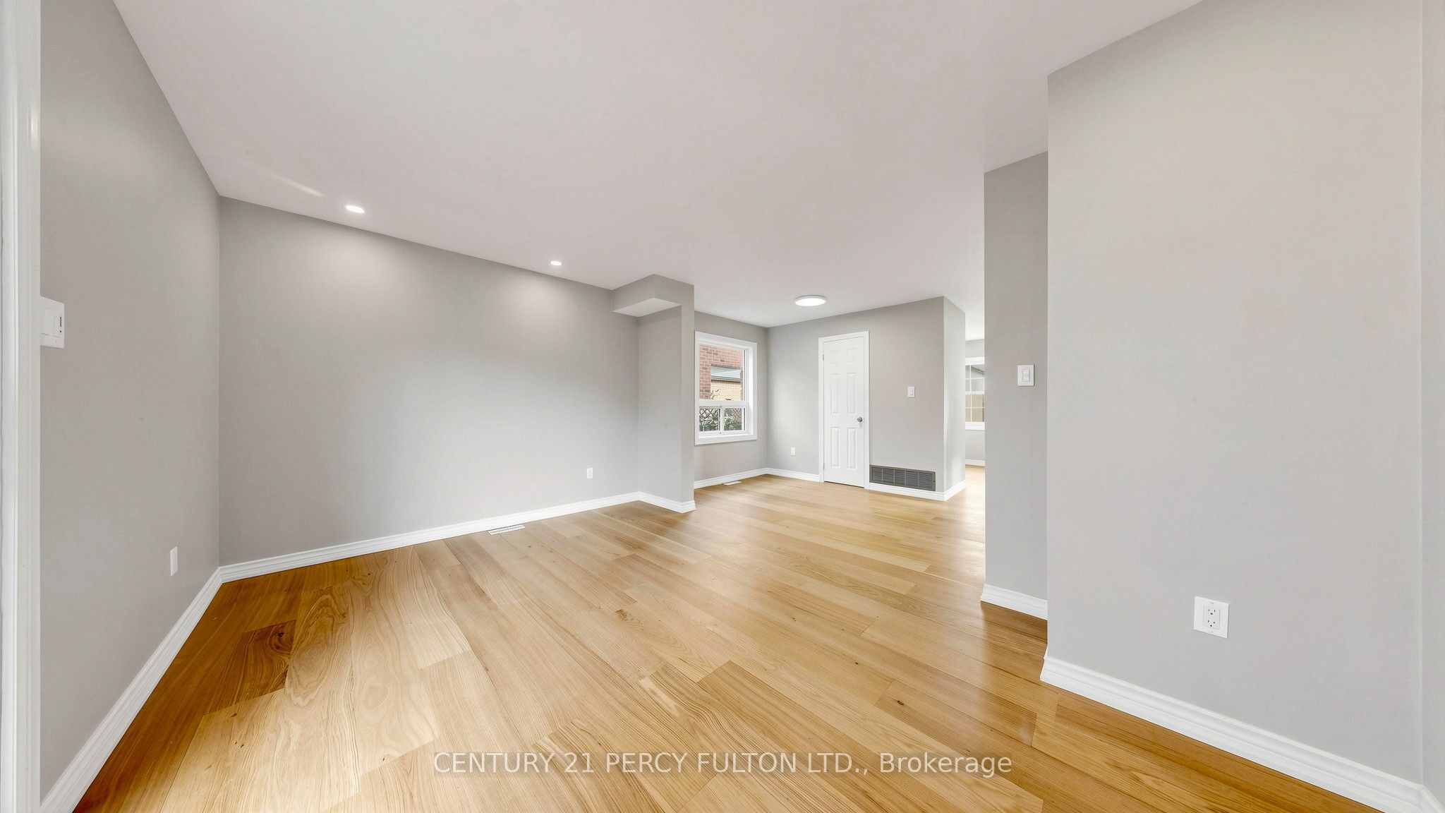 18 Tipton Crescent Property Photo 7