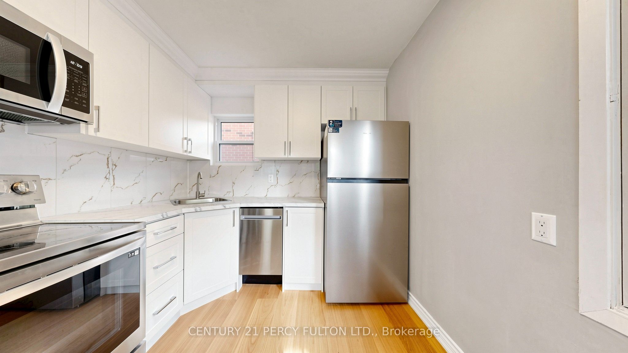 18 Tipton Crescent Property Photo 10