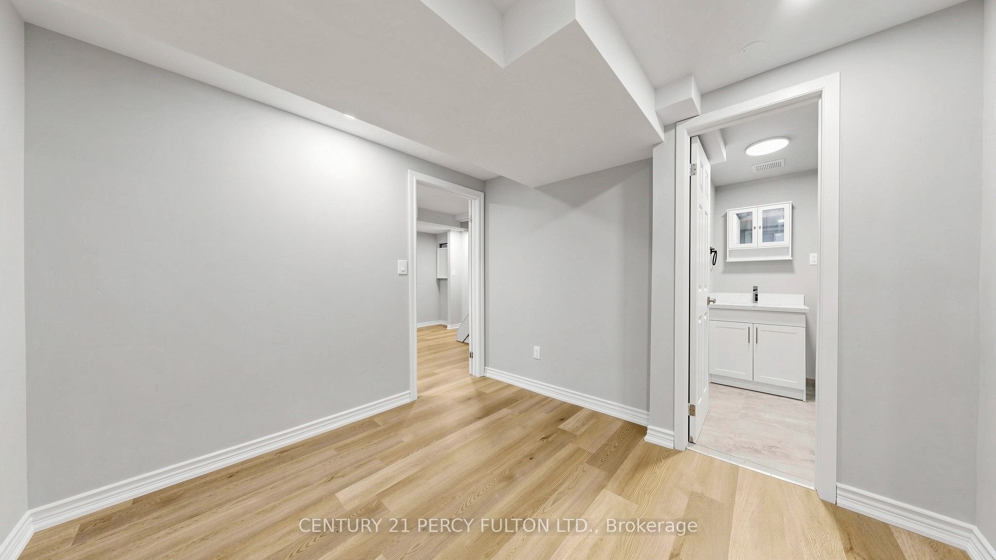 18 Tipton Crescent Property Photo 42