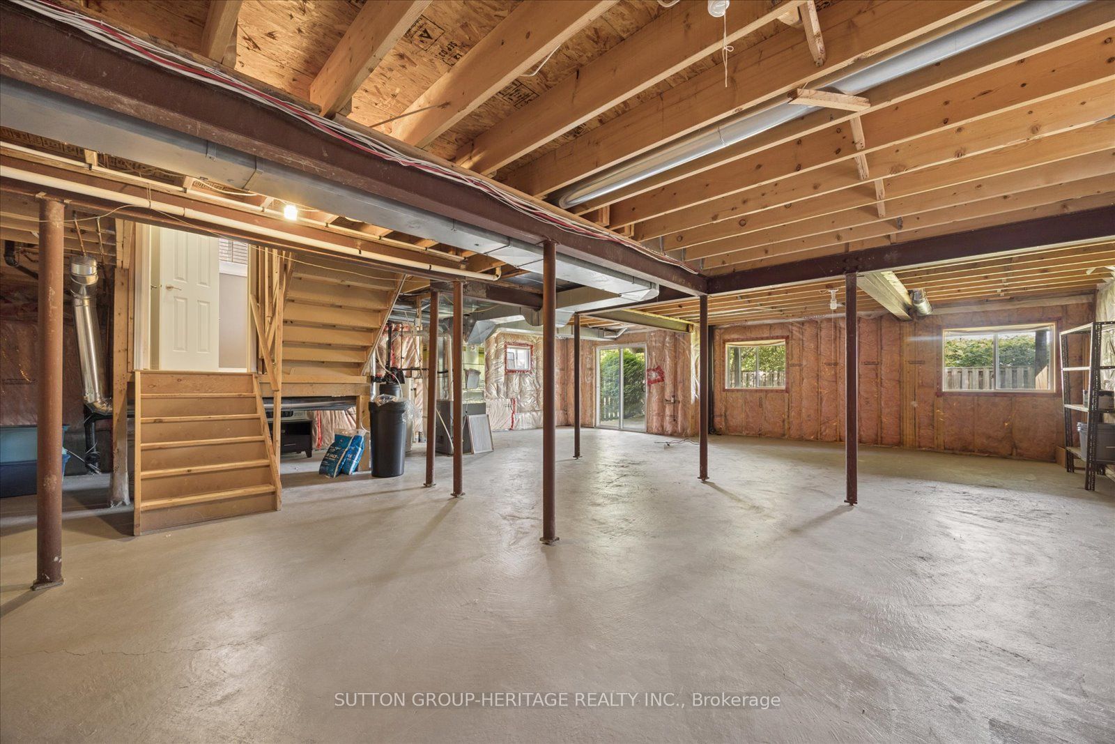 83 Calwell Drive Property Photo 35