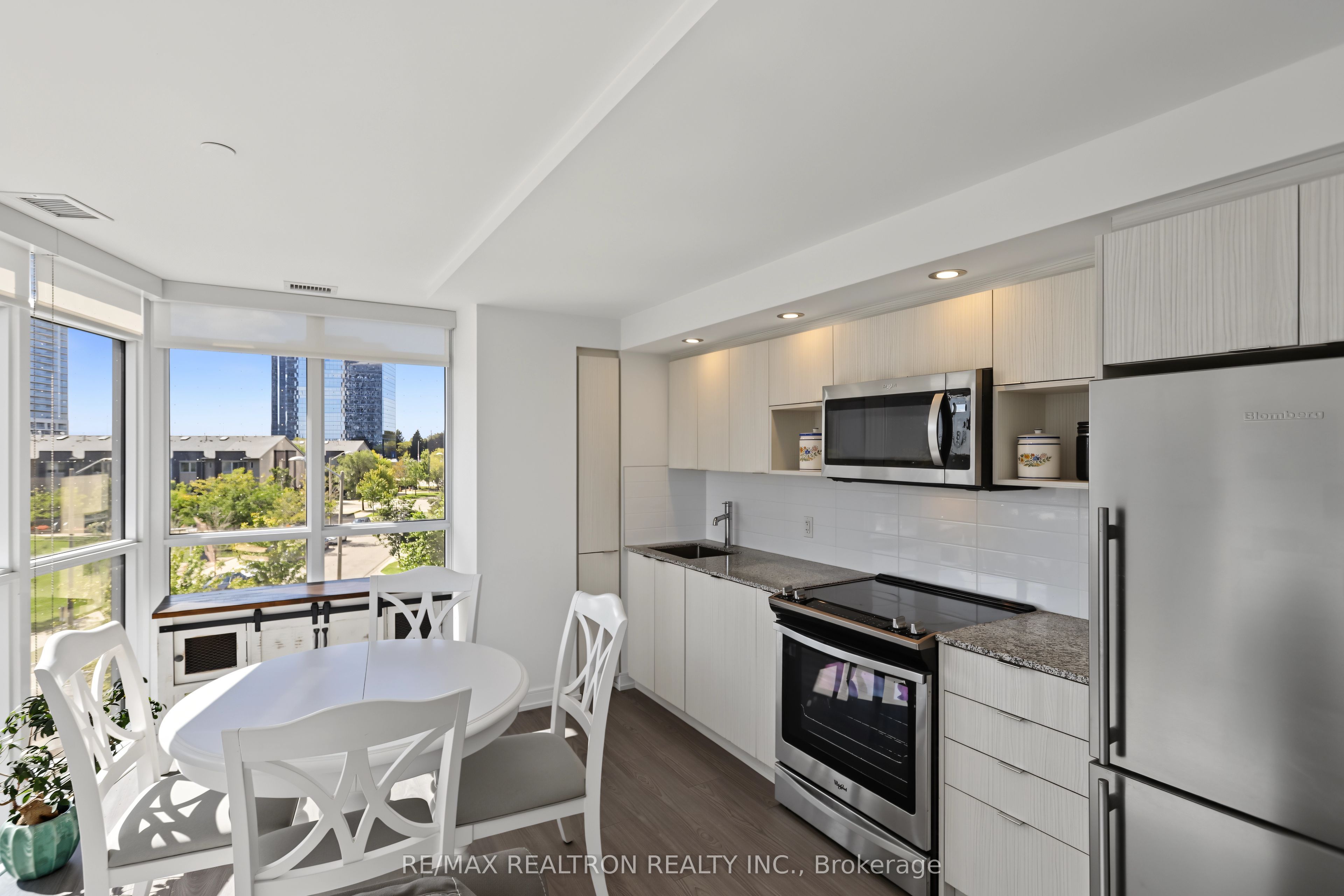 225 Village Green Square 308 Property Photo 1
