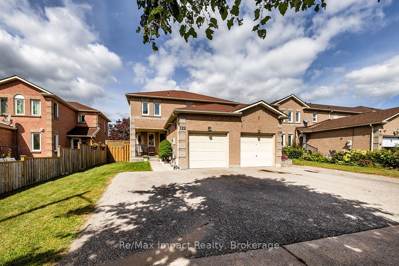 122 Wright Crescent Property Photo 1