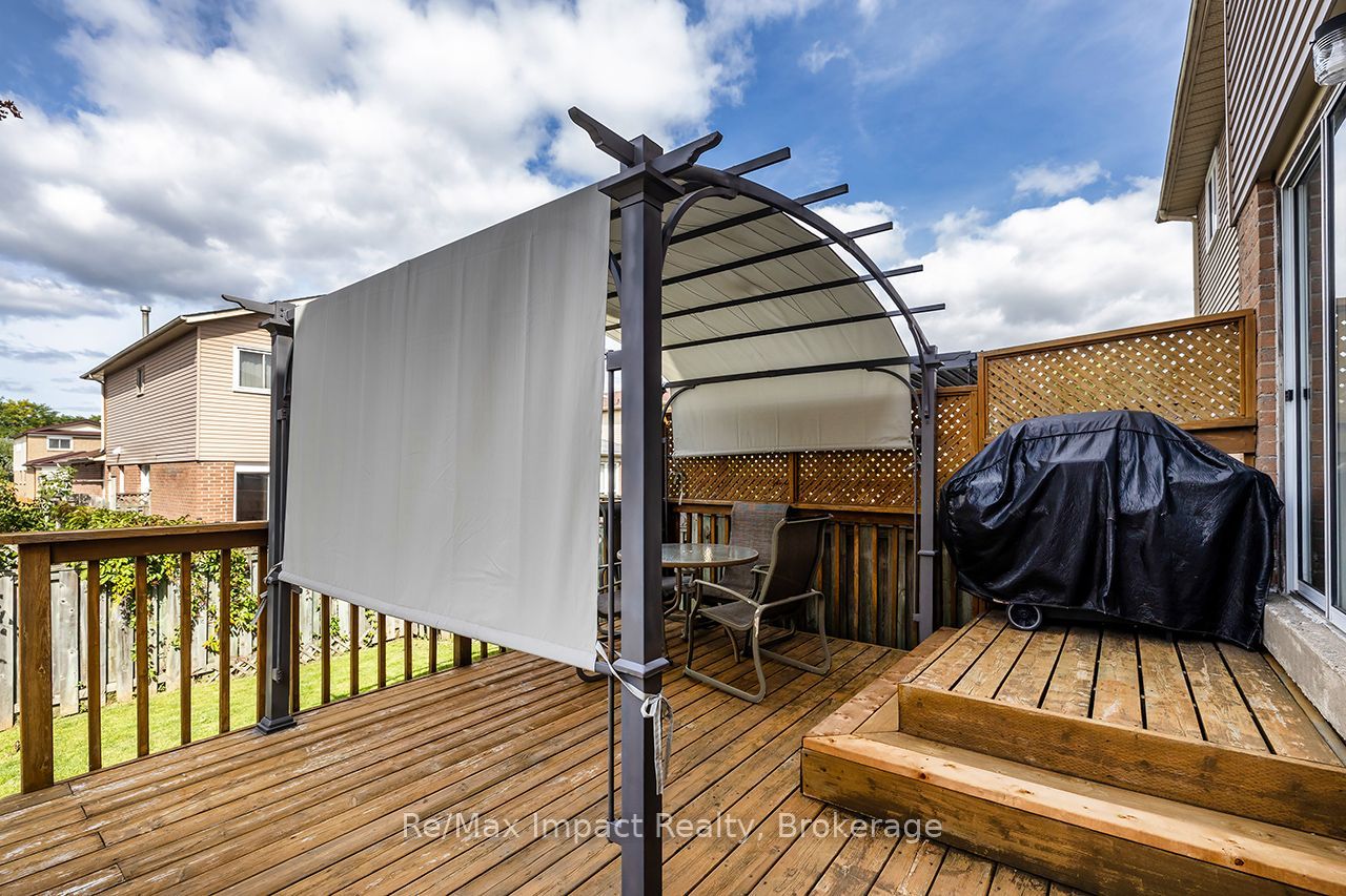 122 Wright Crescent Property Photo 8