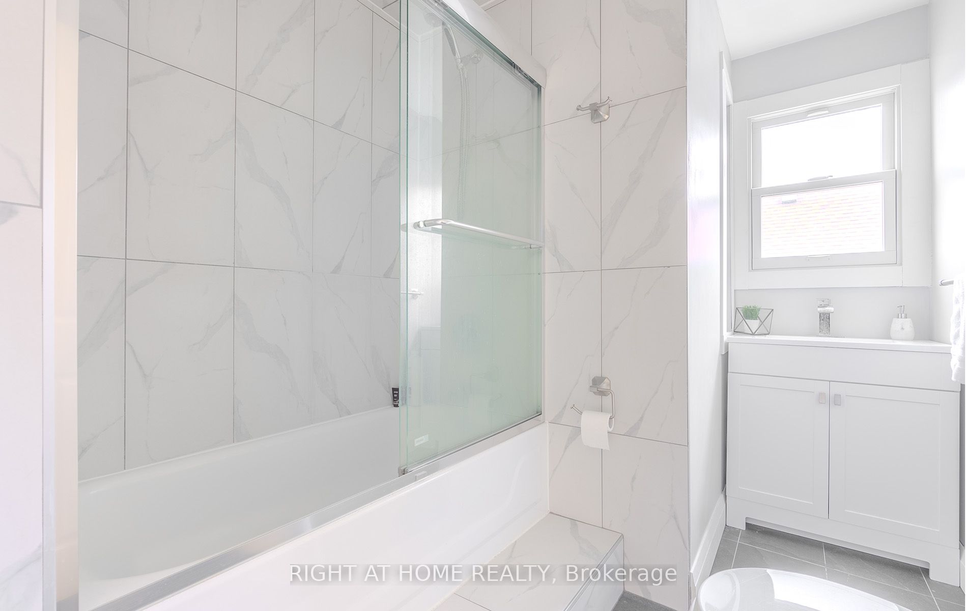 15 Hamstead Avenue Property Photo 29
