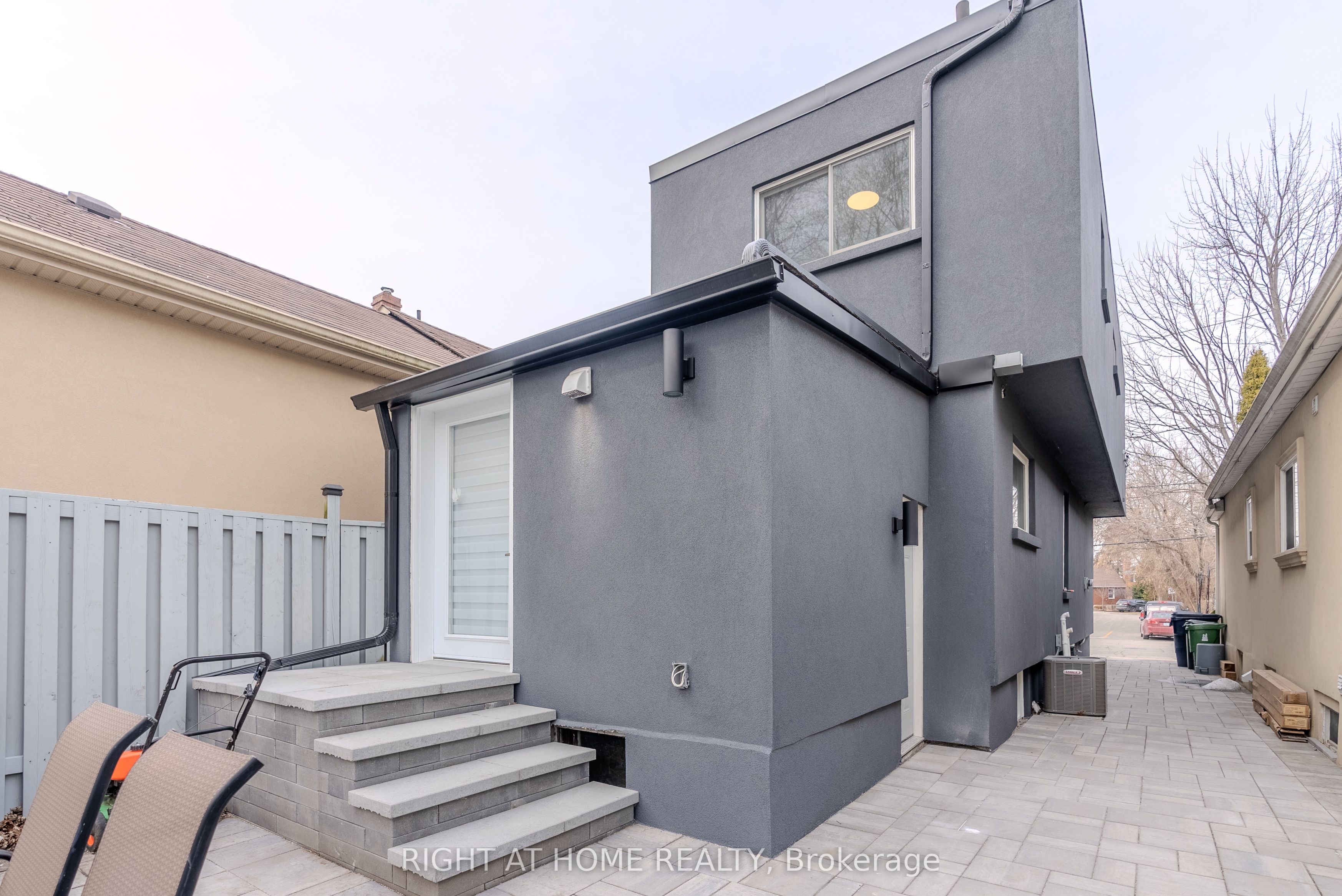 15 Hamstead Avenue Property Photo 34