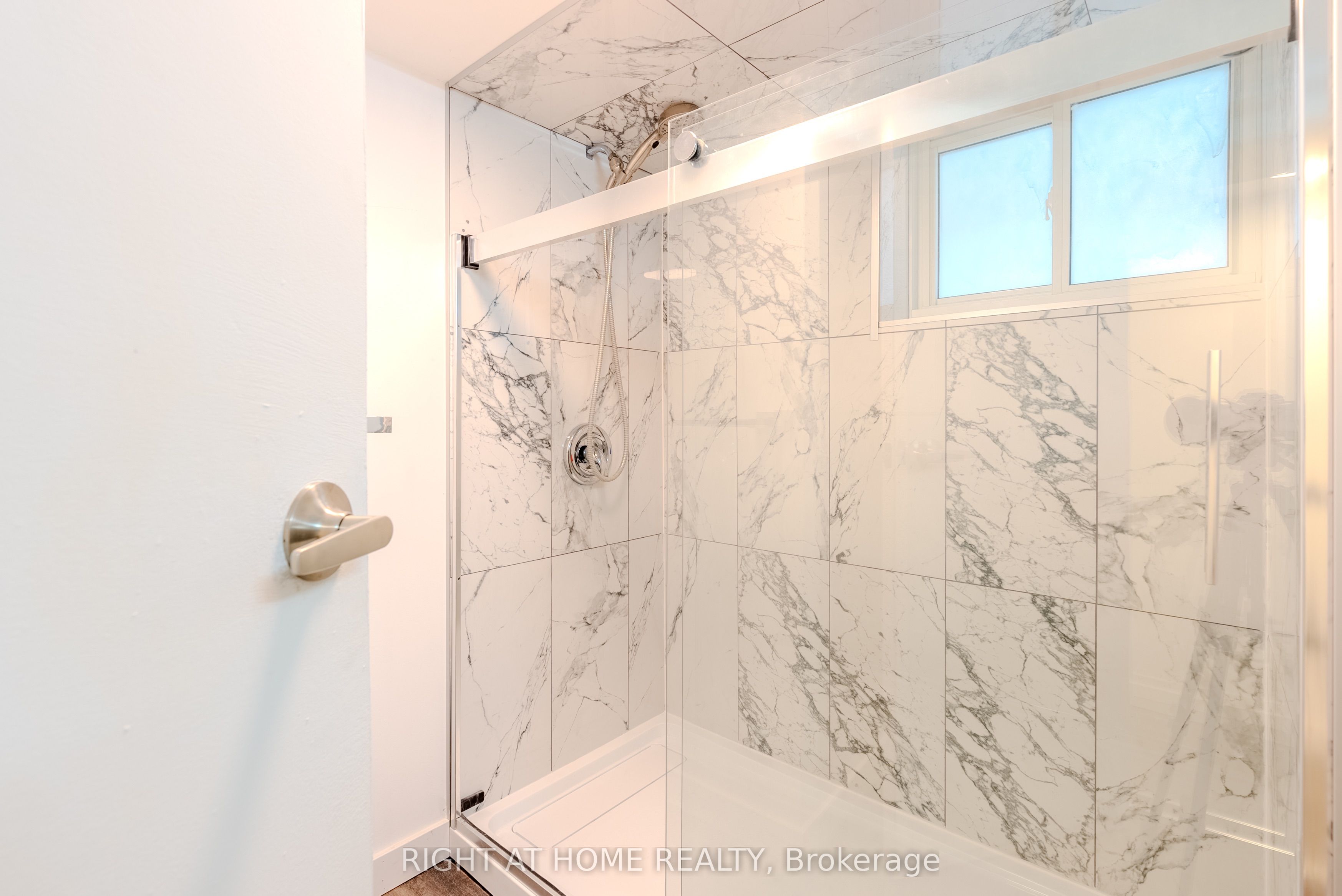 15 Hamstead Avenue Property Photo 38
