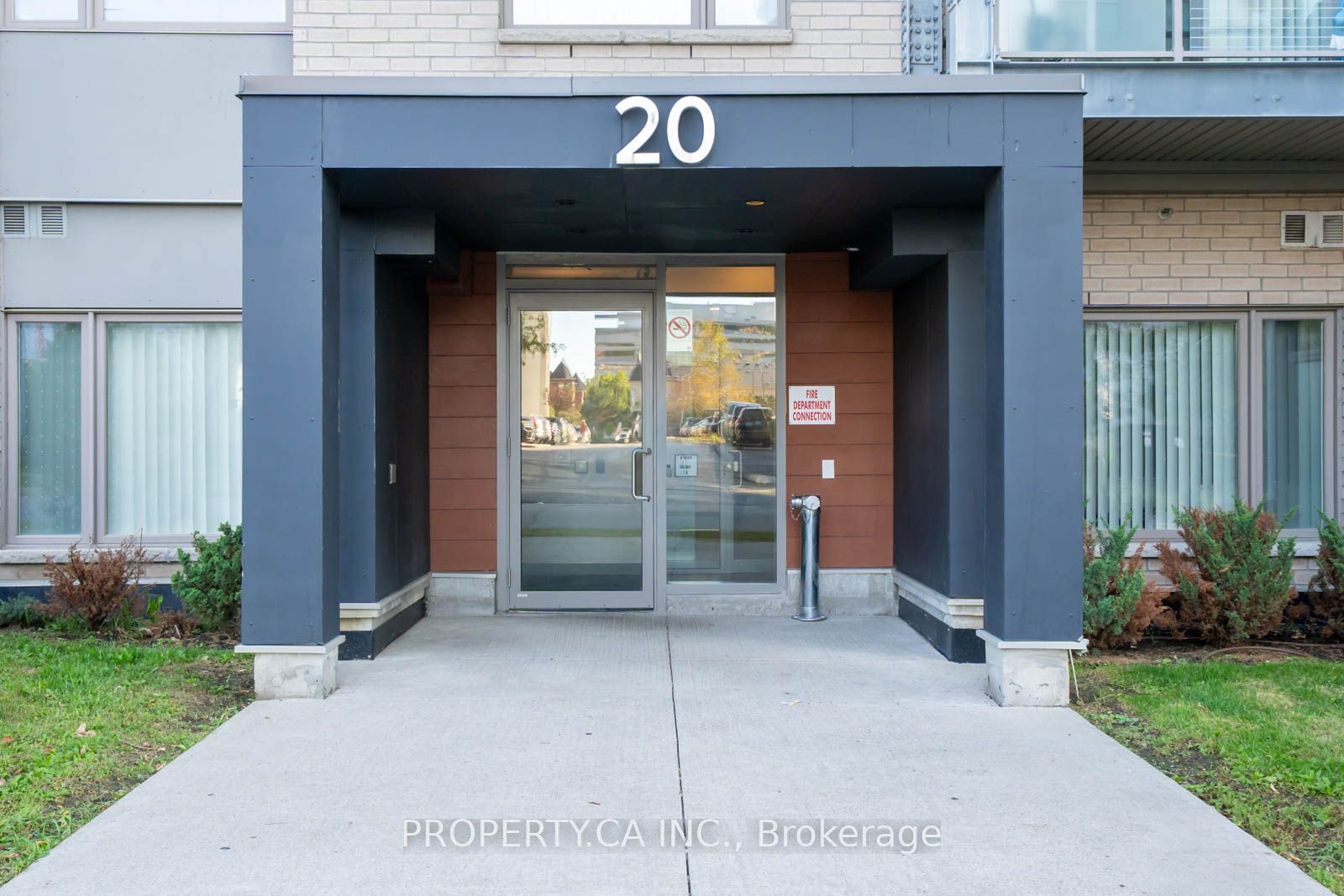 20 Orchid Place Drive 412 Property Photo 22
