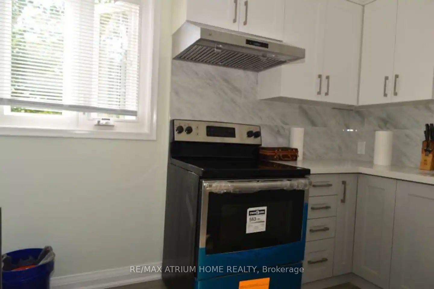 1680 Victoria Street West Street Property Photo 10