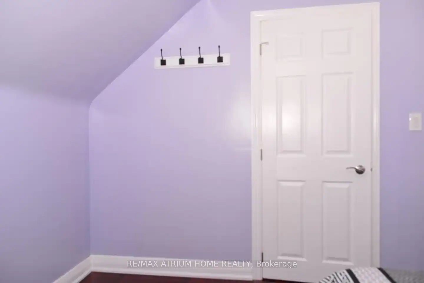 1680 Victoria Street West Street Property Photo 22