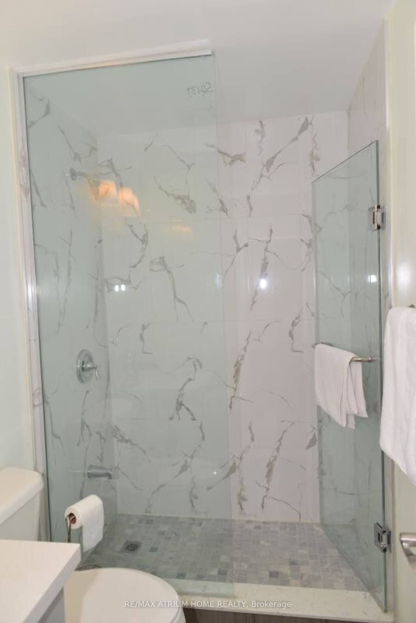 1680 Victoria Street West Street Property Photo 32