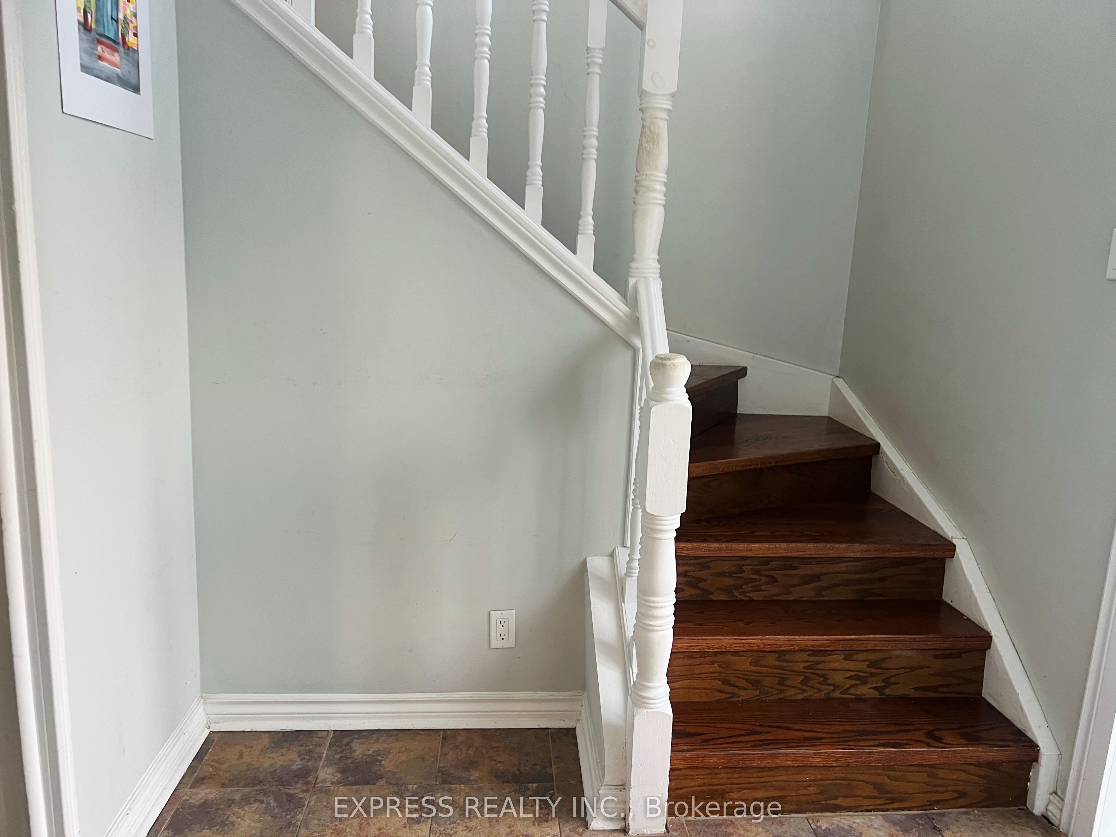 2184 Maple Grove Road Property Photo 9