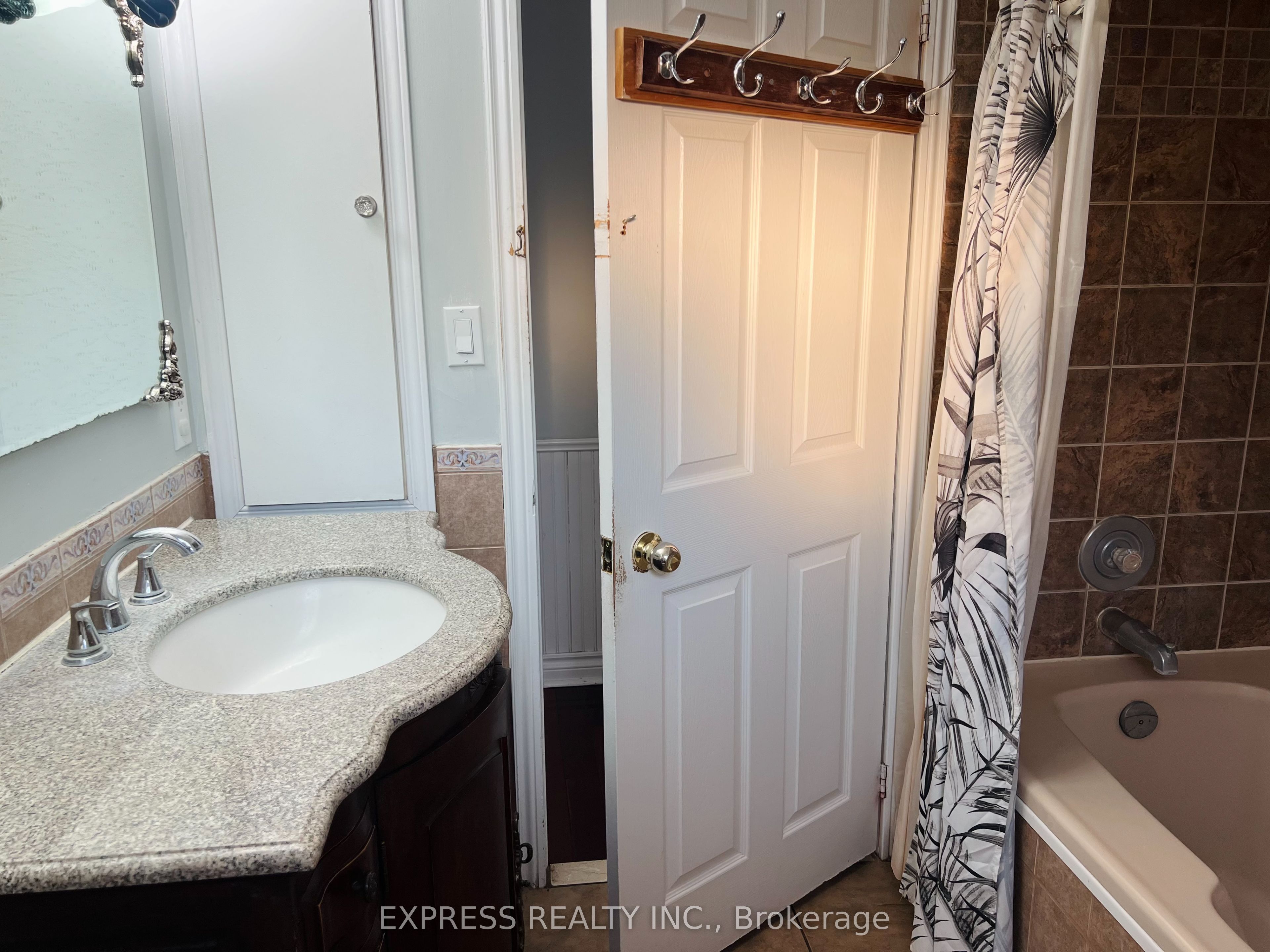 2184 Maple Grove Road Property Photo 17