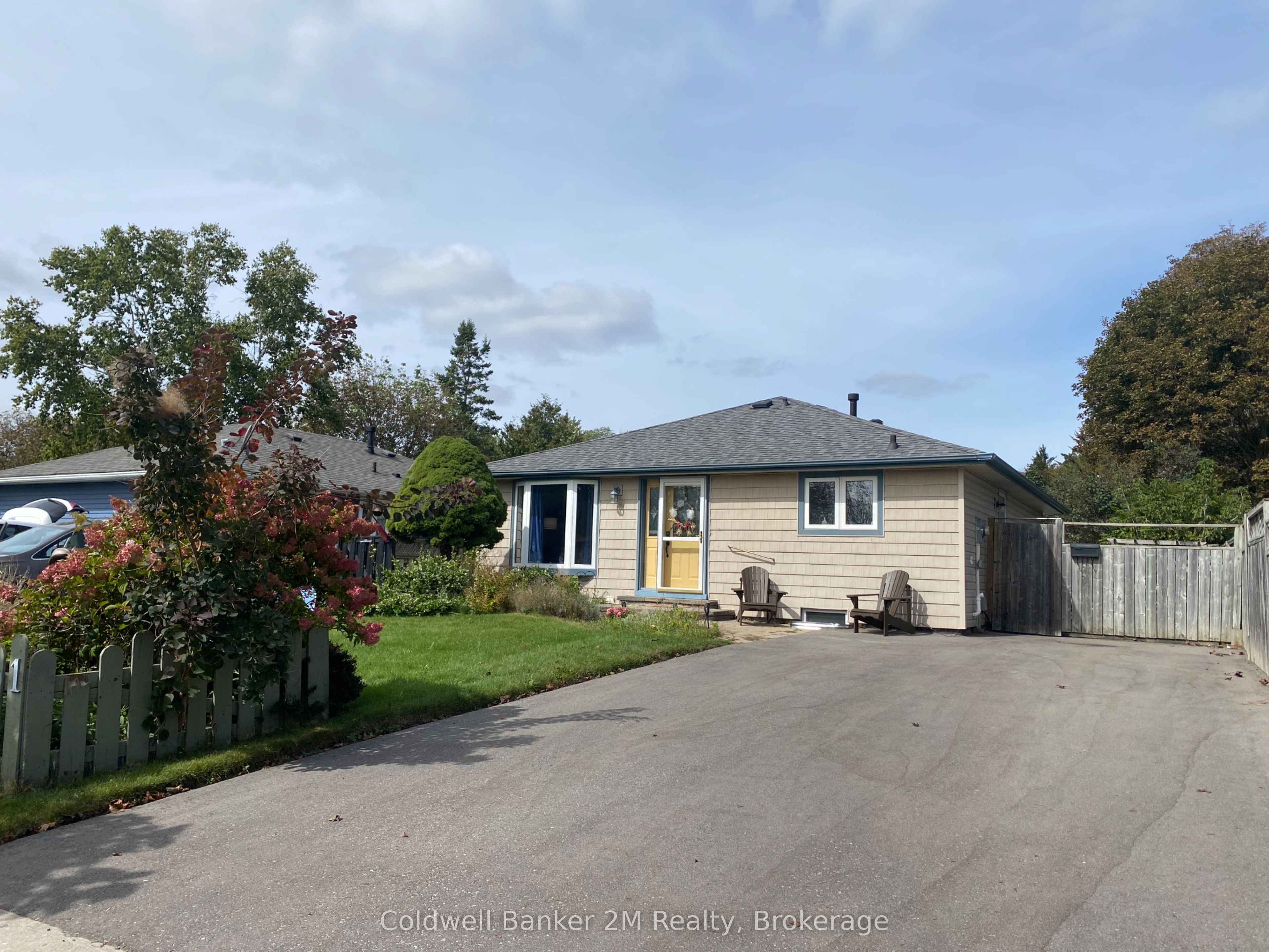691 Wesley Drive Property Photo 1