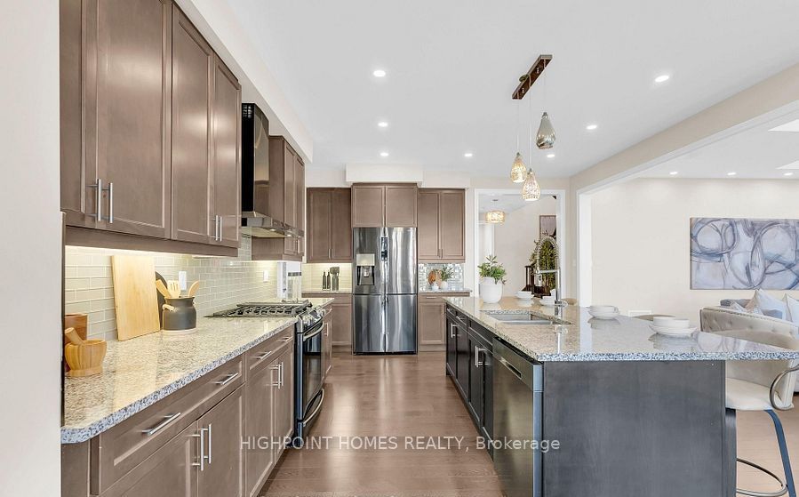865 Riverside Drive Property Photo 11