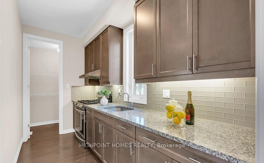 865 Riverside Drive Property Photo 13