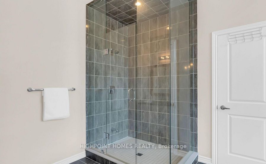 865 Riverside Drive Property Photo 25